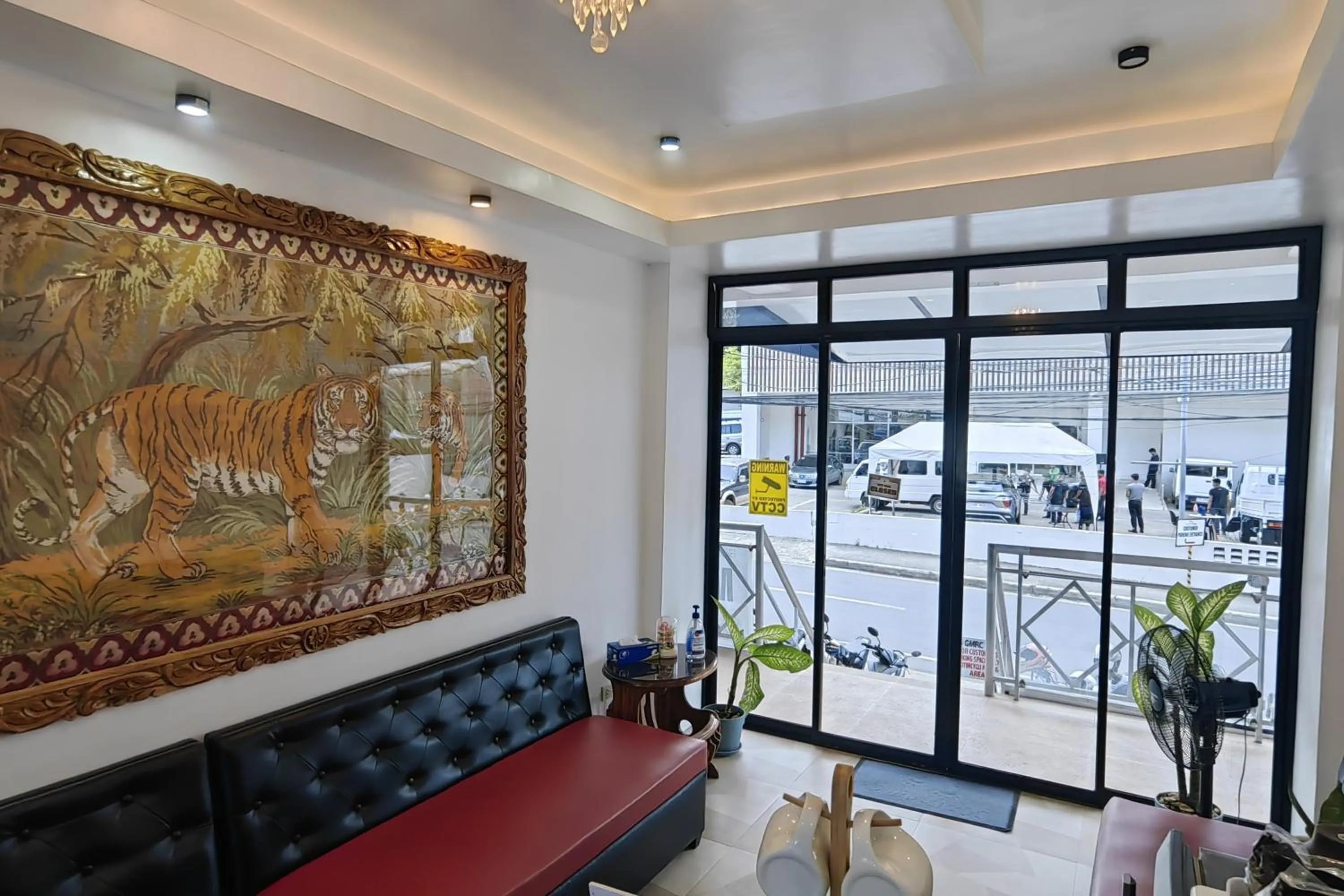 Lobby or reception in Inn Ka Kay Mame near SM City Puerto Princesa