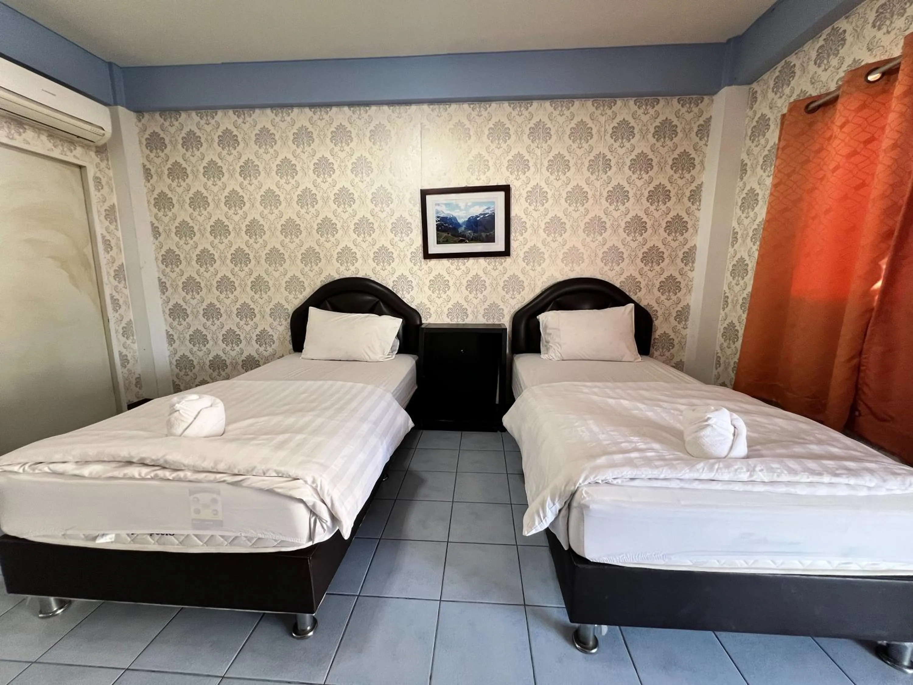 Bedroom, Bed in Jamjuree Place