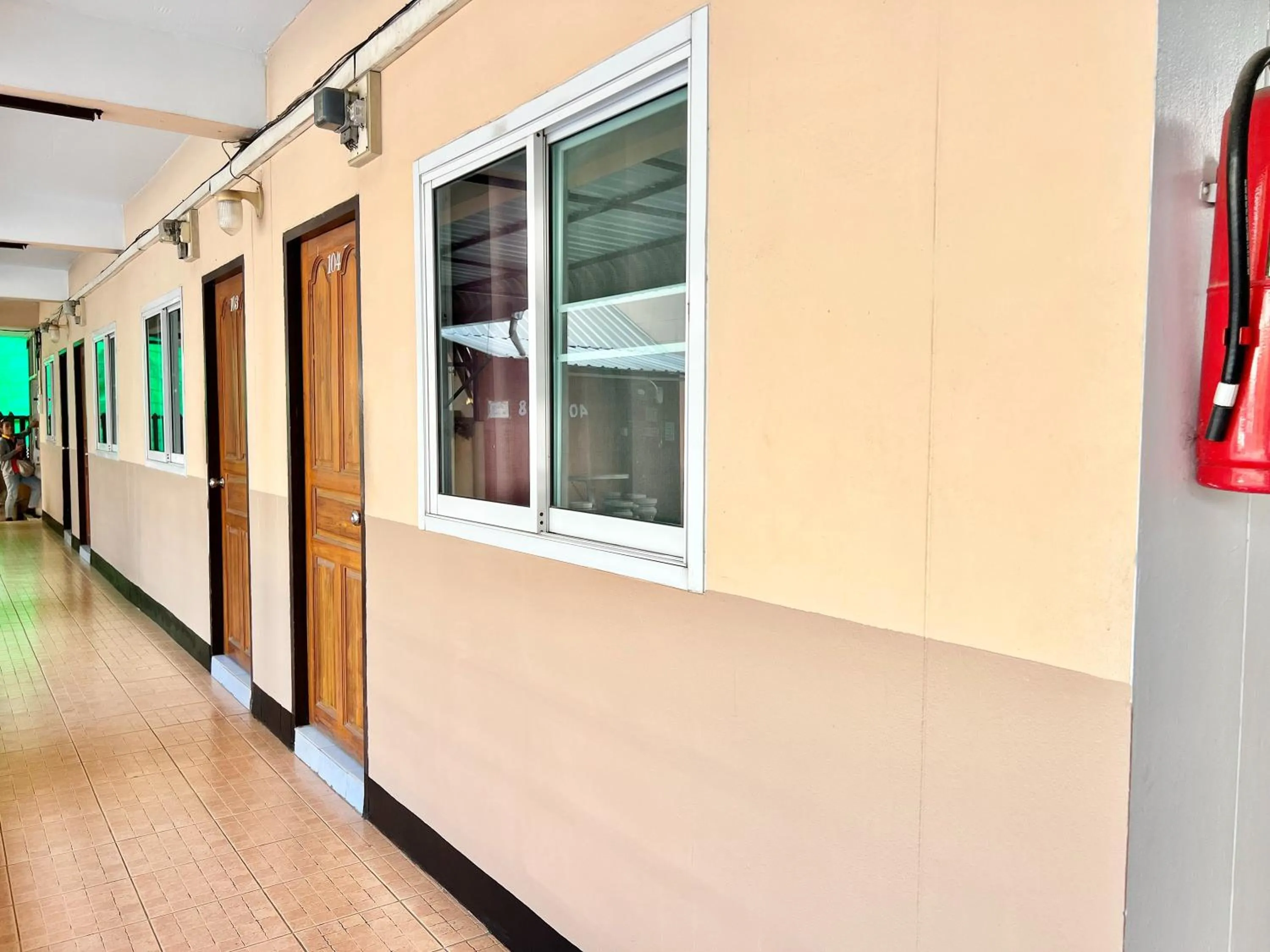 Property building in Jamjuree Place