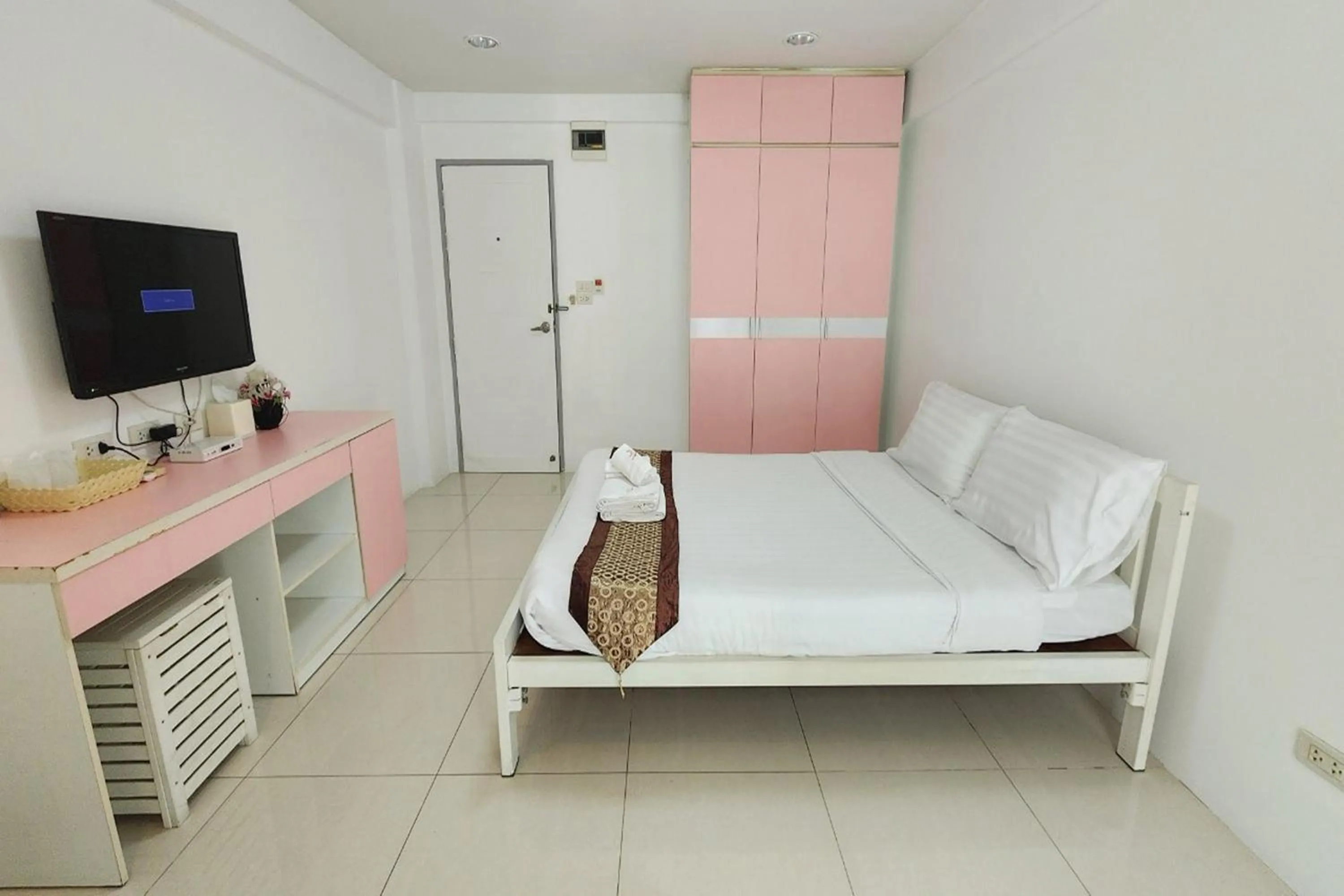 Bed in Zenith Life Hotel