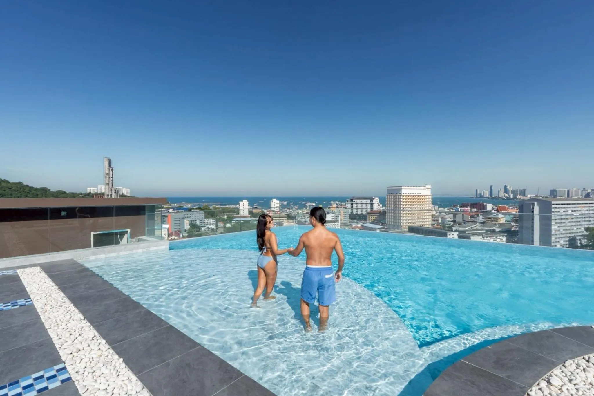 Swimming pool in Samsara Hotel Pattaya