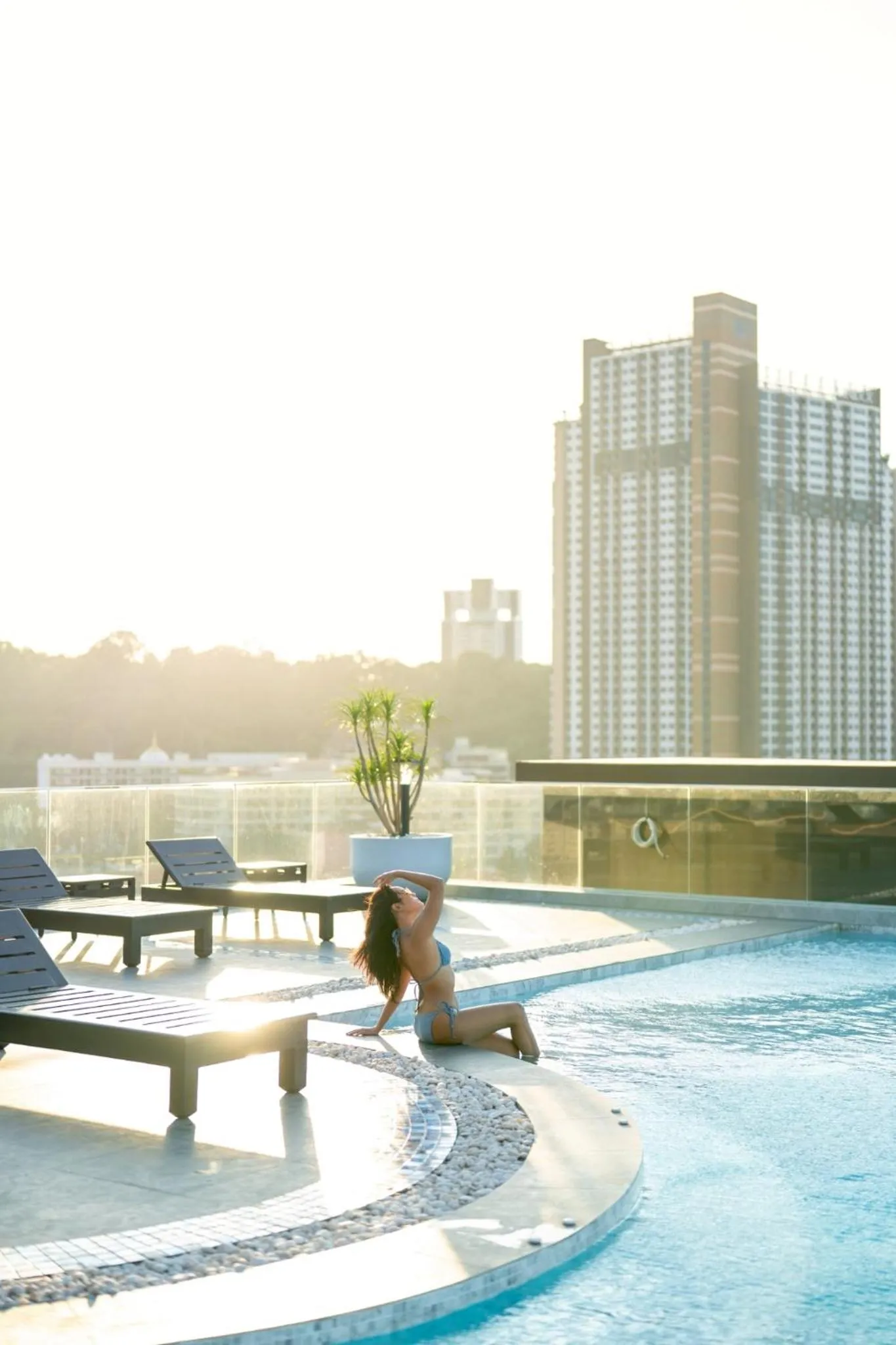 Swimming pool in Samsara Hotel Pattaya