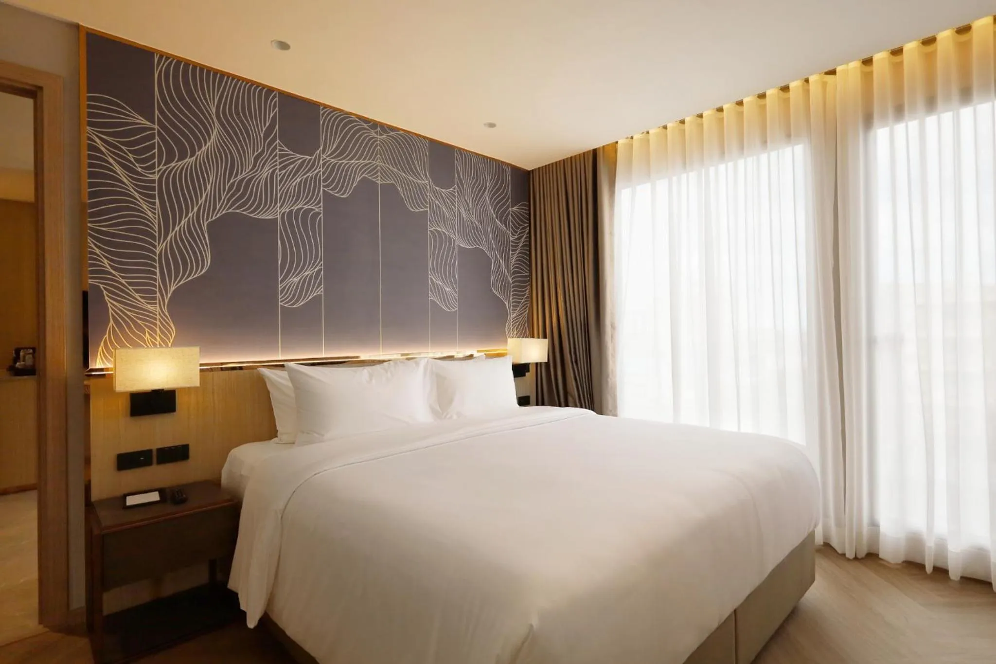 Bedroom, Bed in Samsara Hotel Pattaya