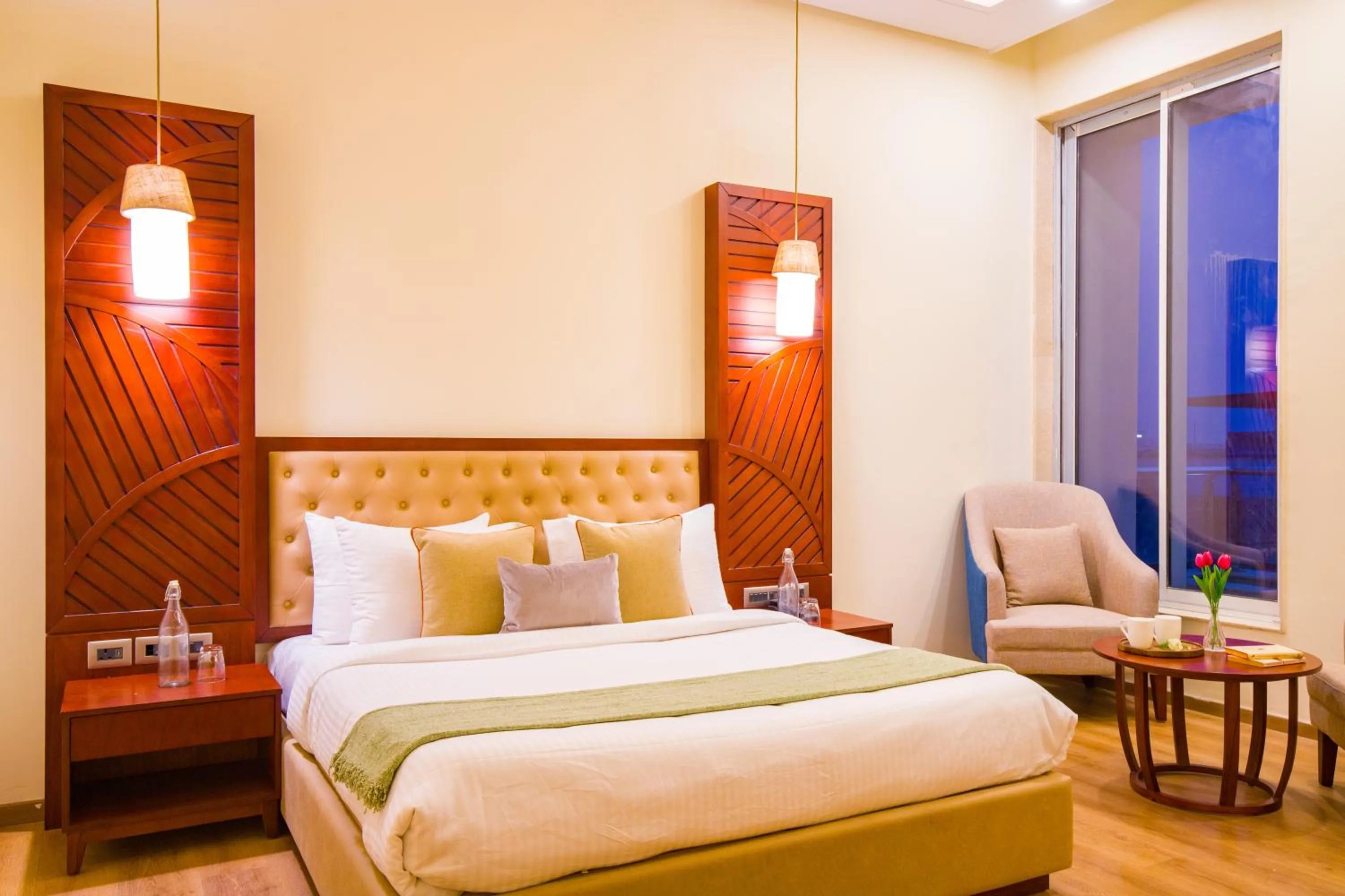 Eternal Oasis by Alaya Stays, Golf Course Road