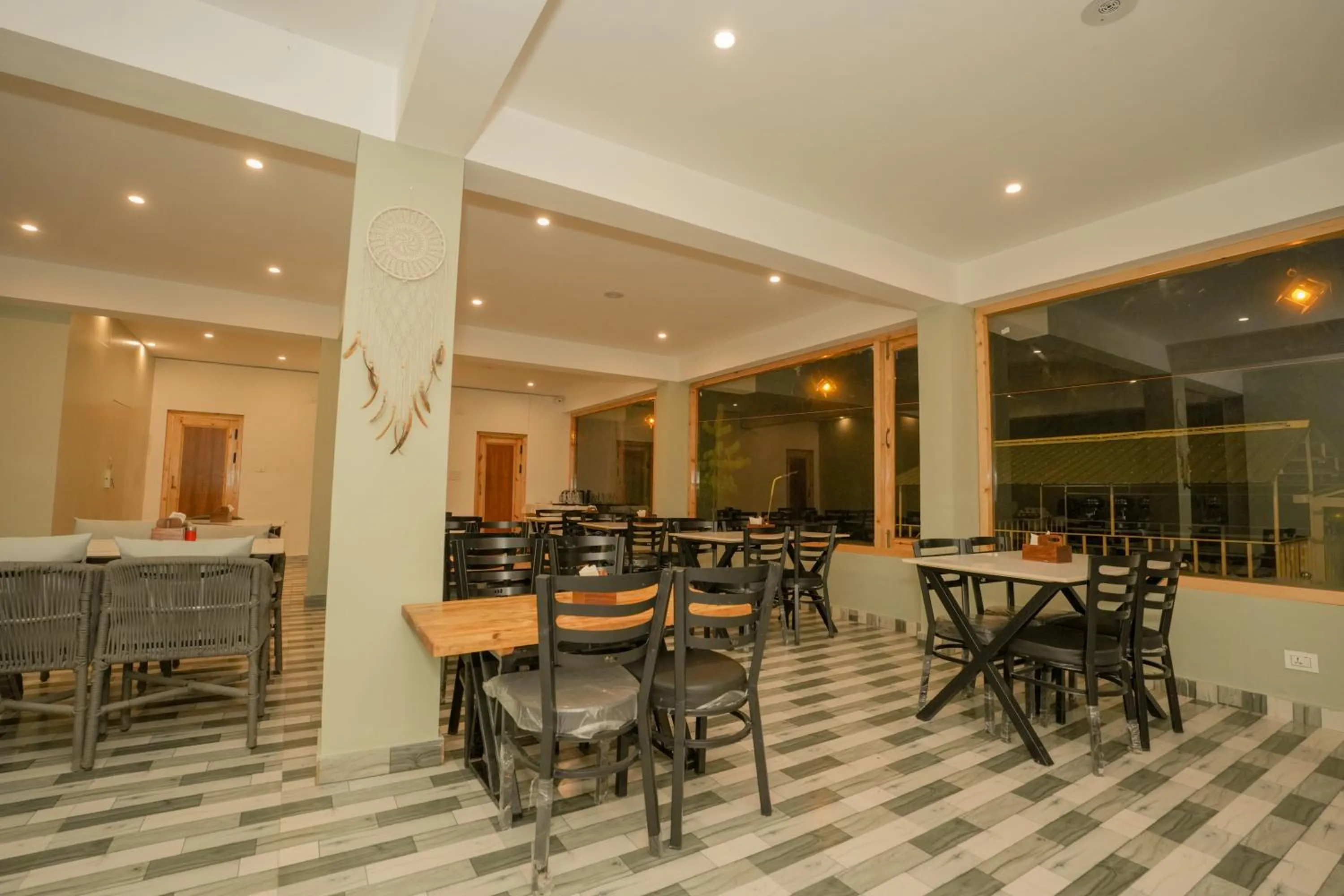 Restaurant/places to eat in The Himalayan Stories - A Riverside Heaven Resort