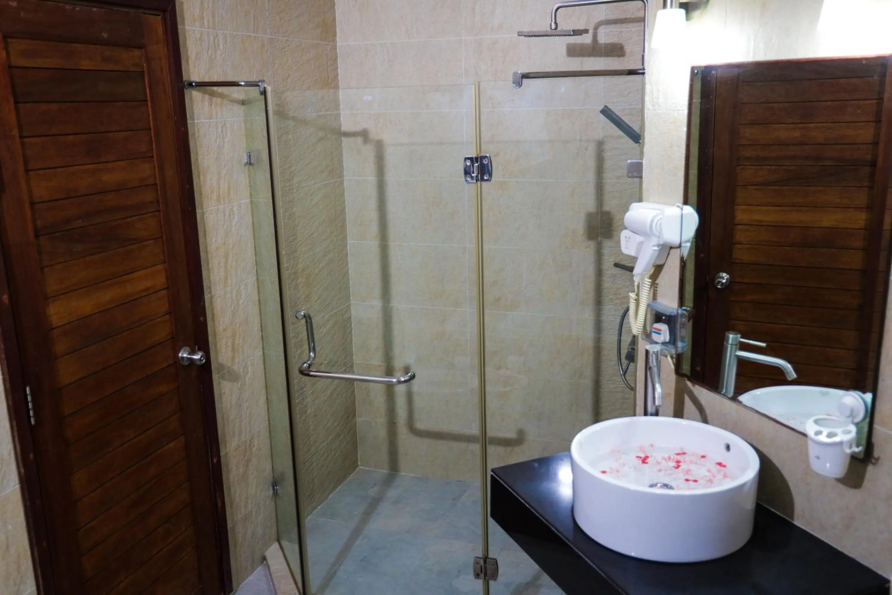 Bathroom in Palm Residence