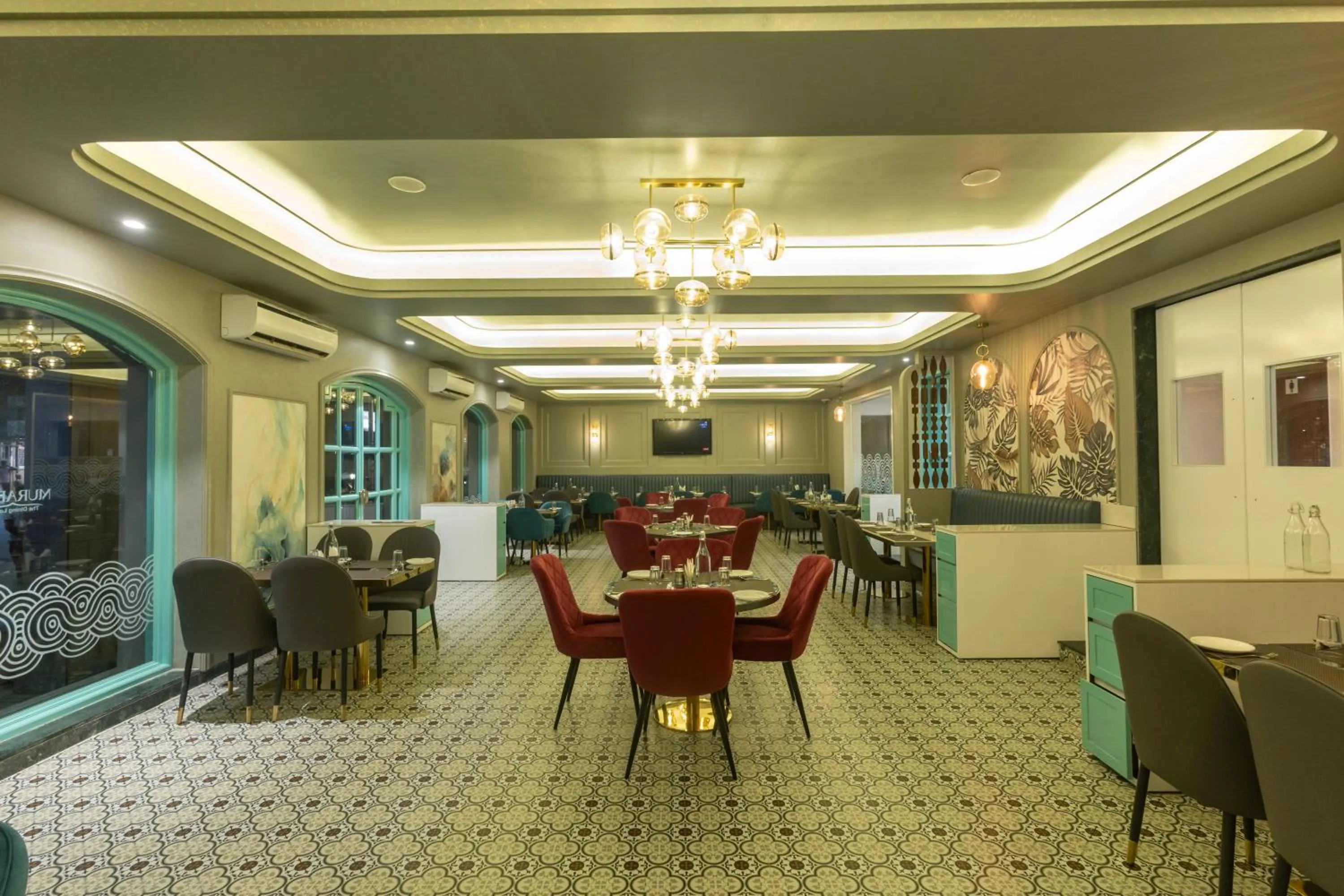 Restaurant/places to eat in The Metropole by Keyboard Hotels