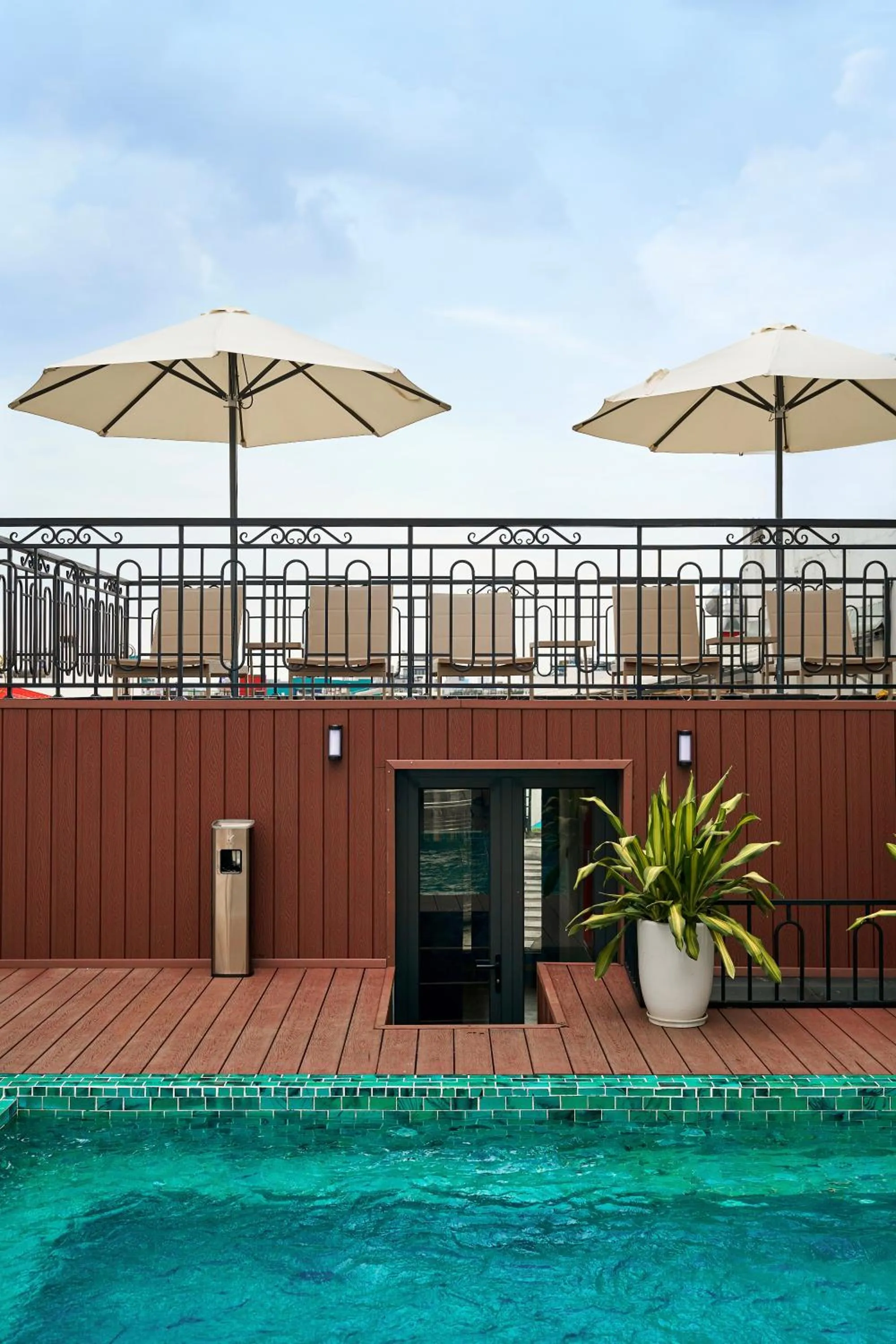 Pool view in Solaria Tesori Hotel