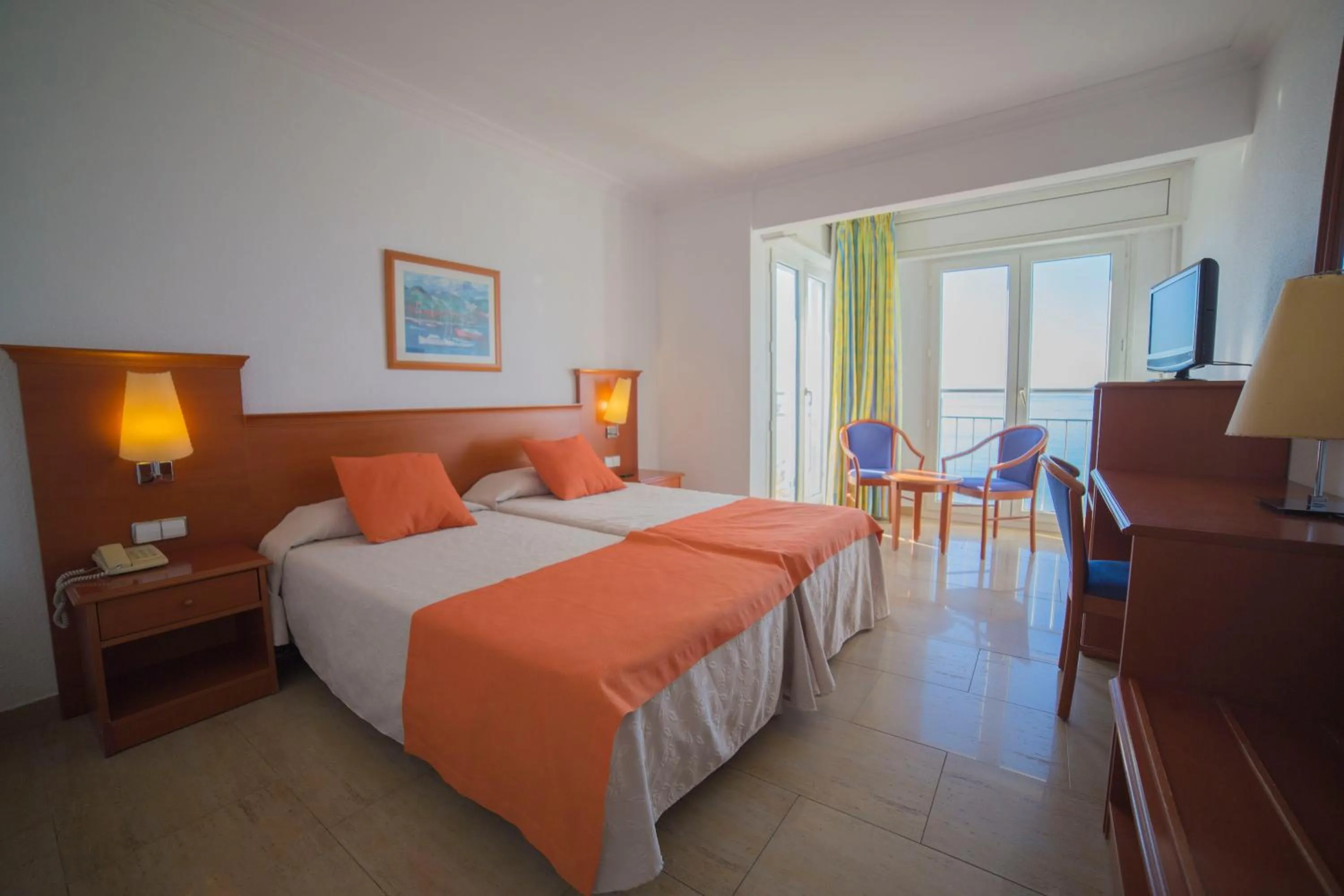 Photo of the whole room, Bed in Hotel Risech