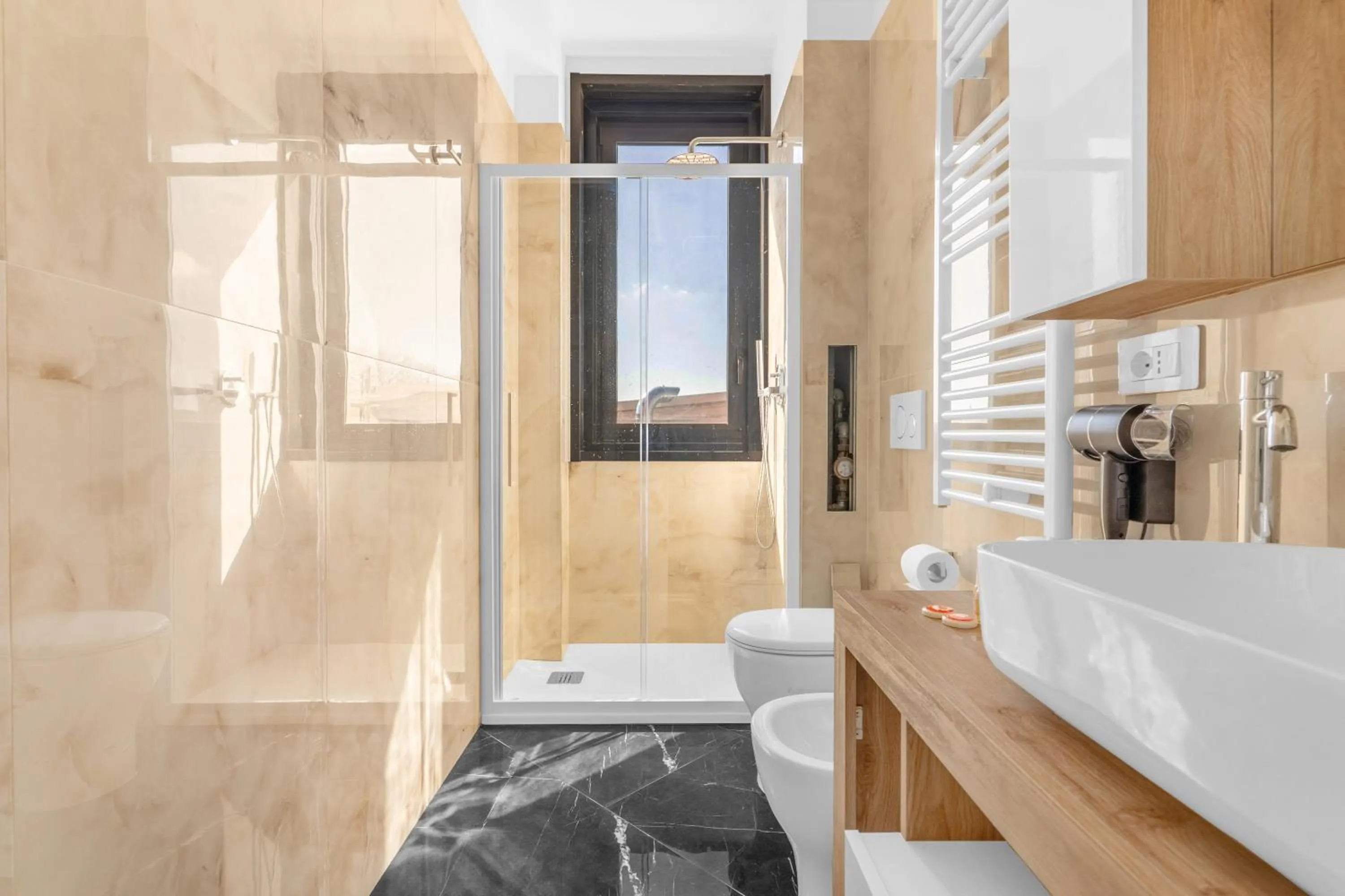 Bathroom in Ponale Suites Foresteria Lombarda