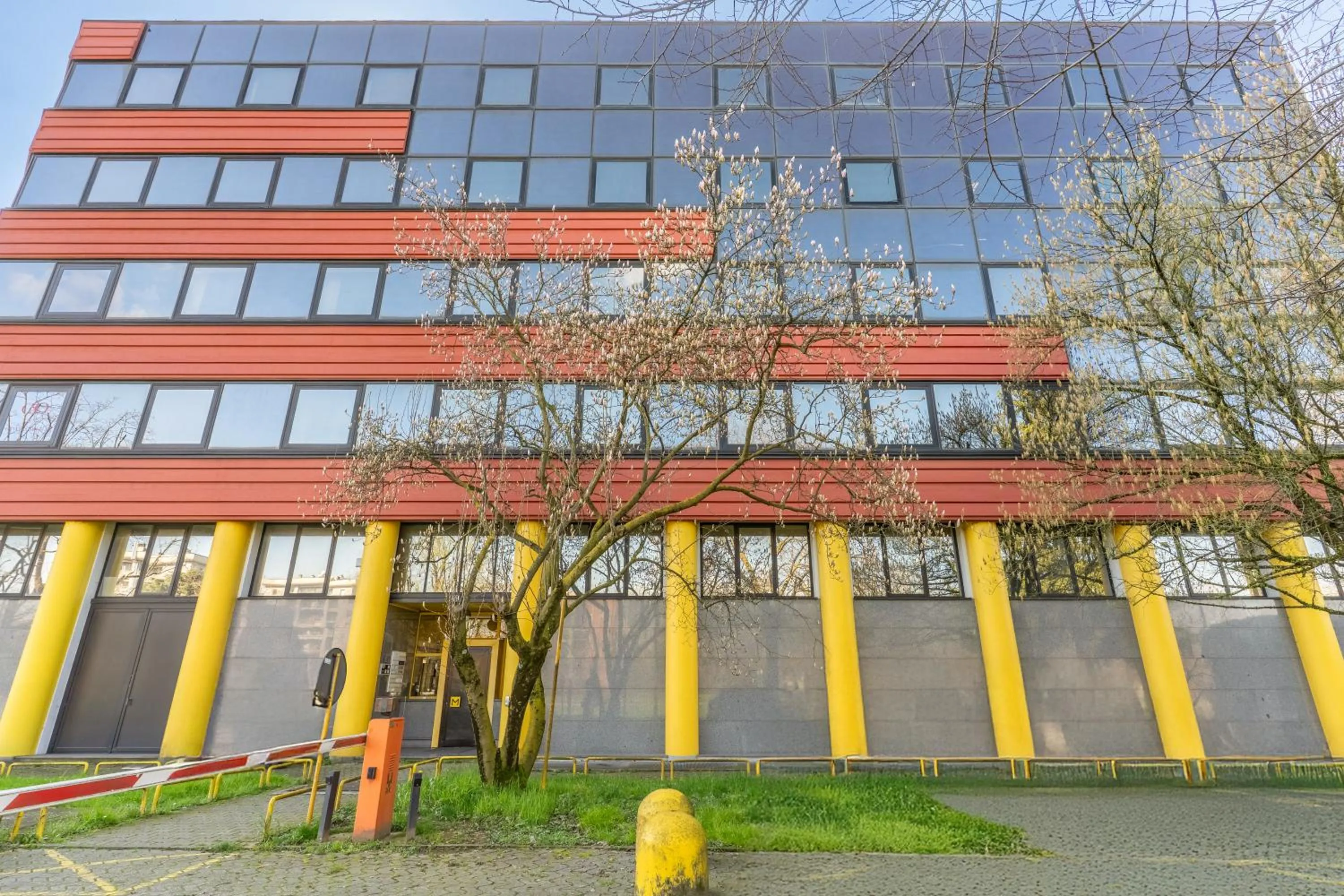 Property building in Ponale Suites Foresteria Lombarda