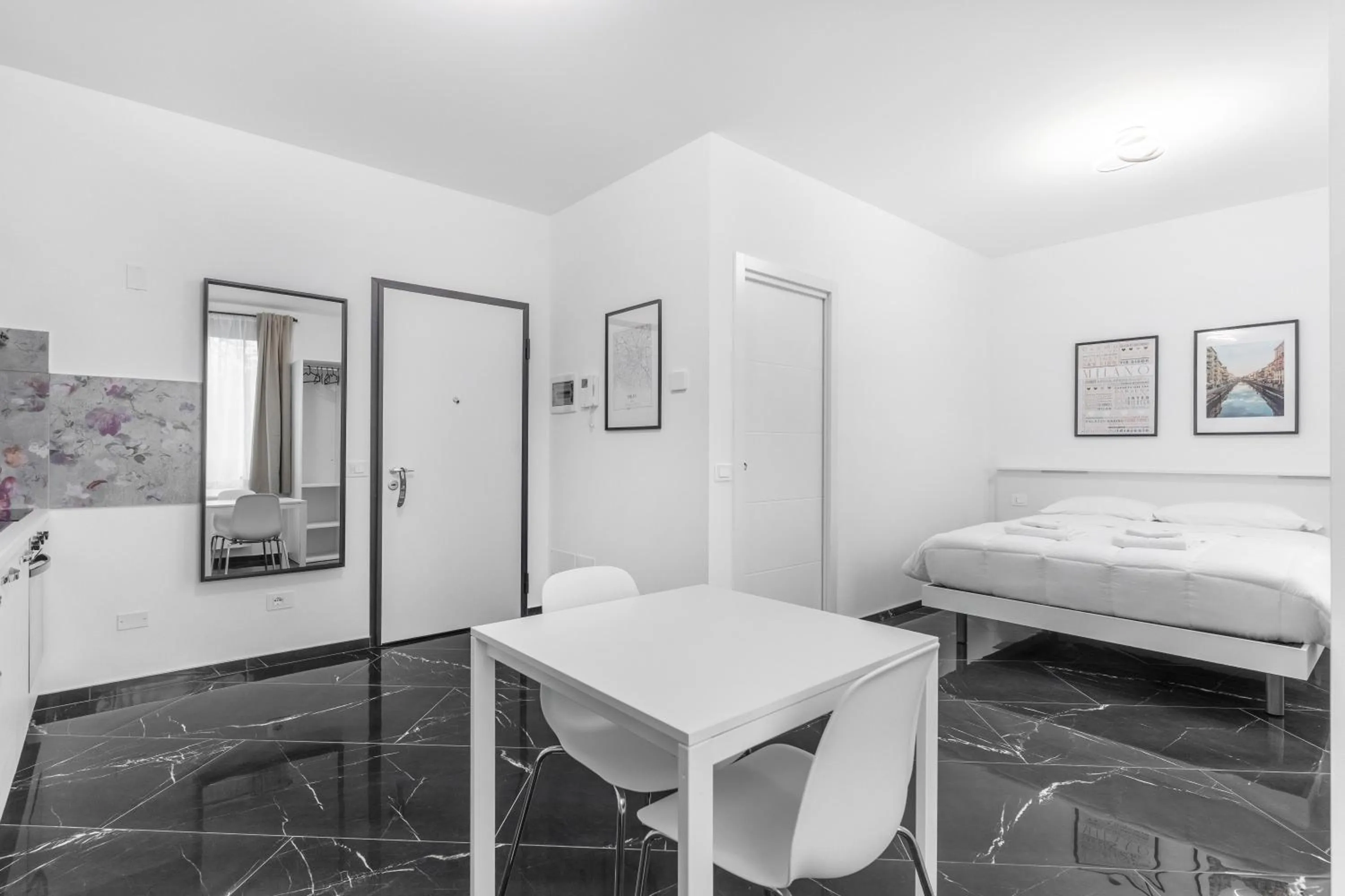 Bed in Ponale Suites Foresteria Lombarda