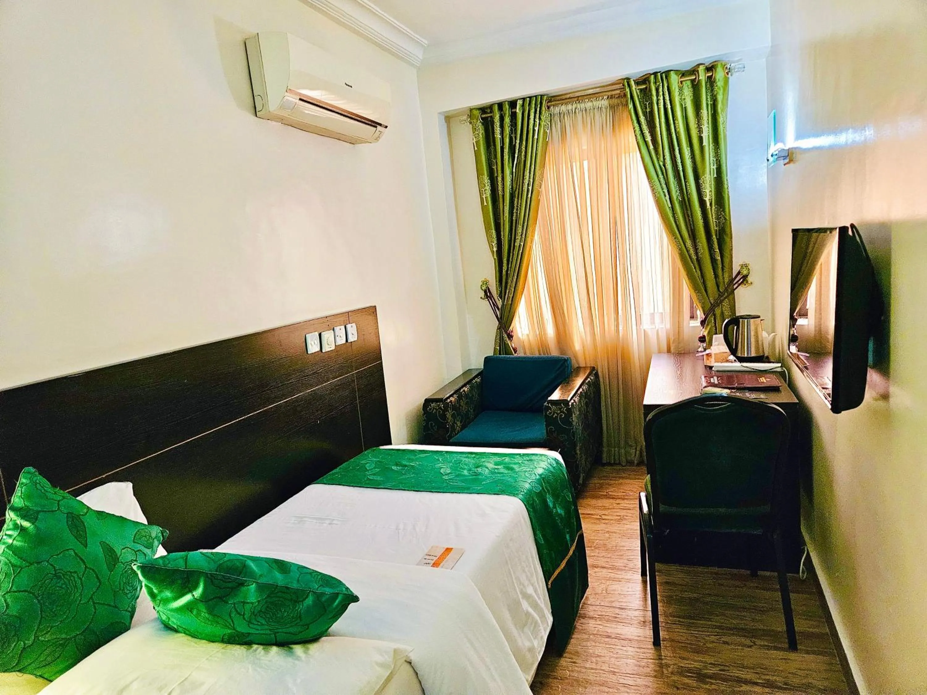 Bed in Reiz Continental Hotel, Abuja