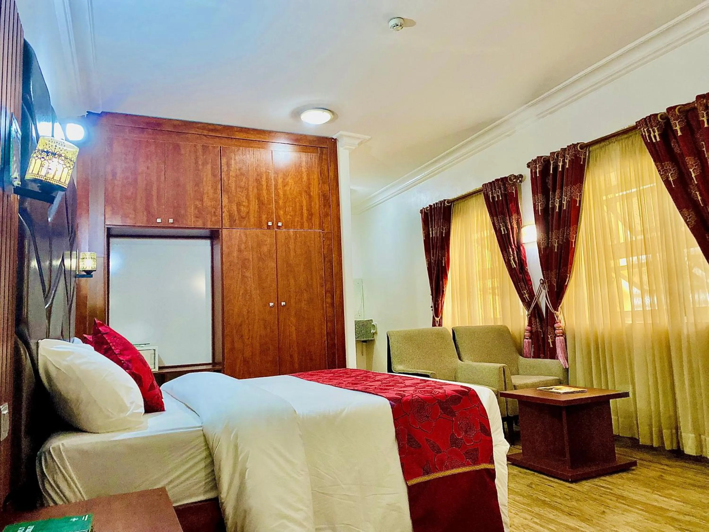 Bed in Reiz Continental Hotel, Abuja