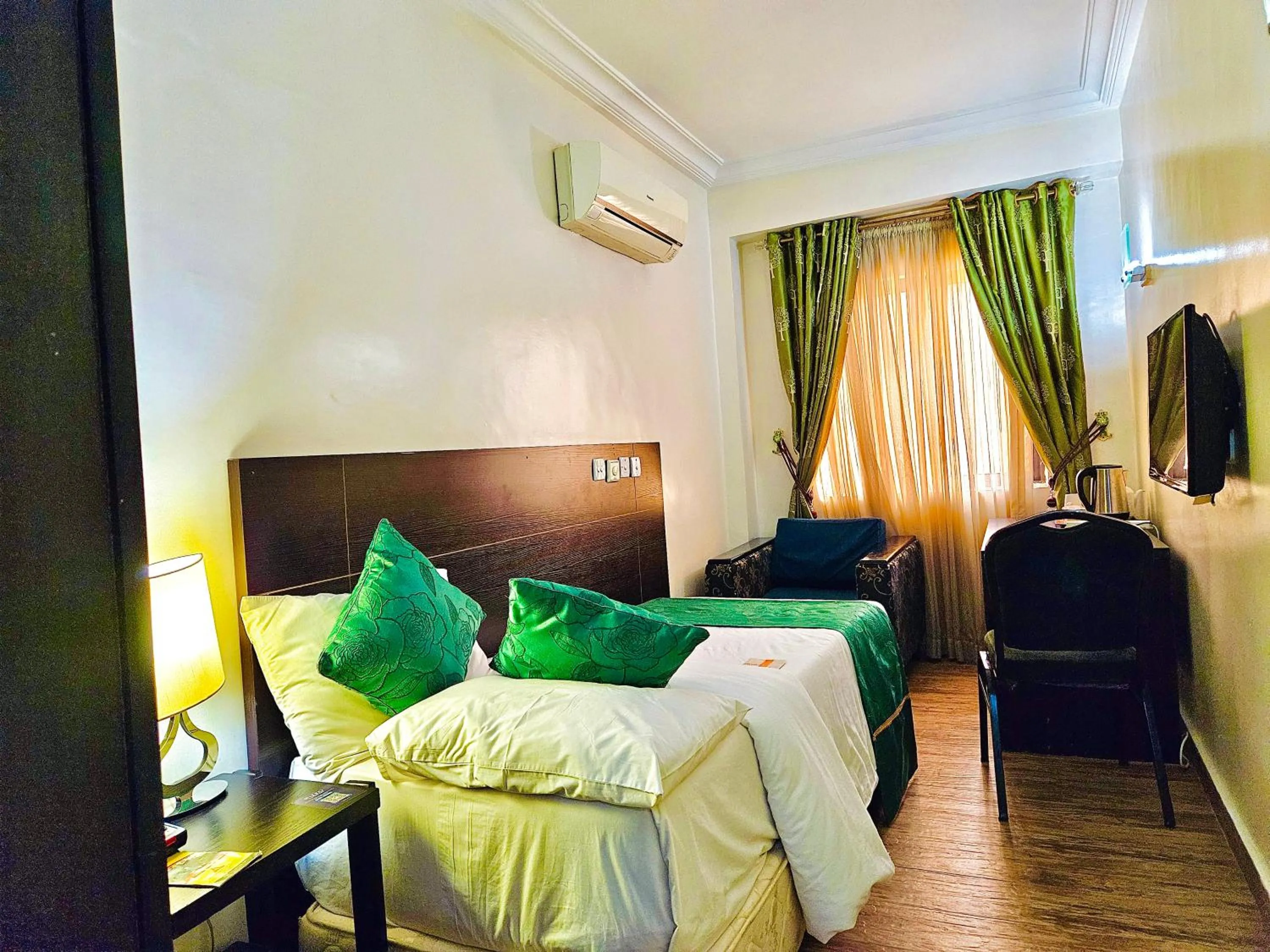 Bed in Reiz Continental Hotel, Abuja