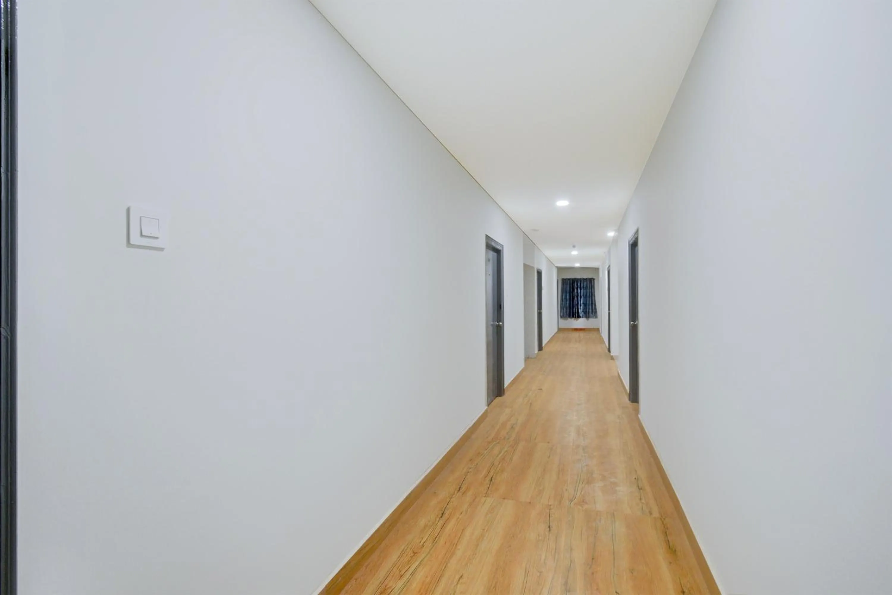 Lobby or reception in Super Townhouse Vanasthalipuram Near Deer National Park