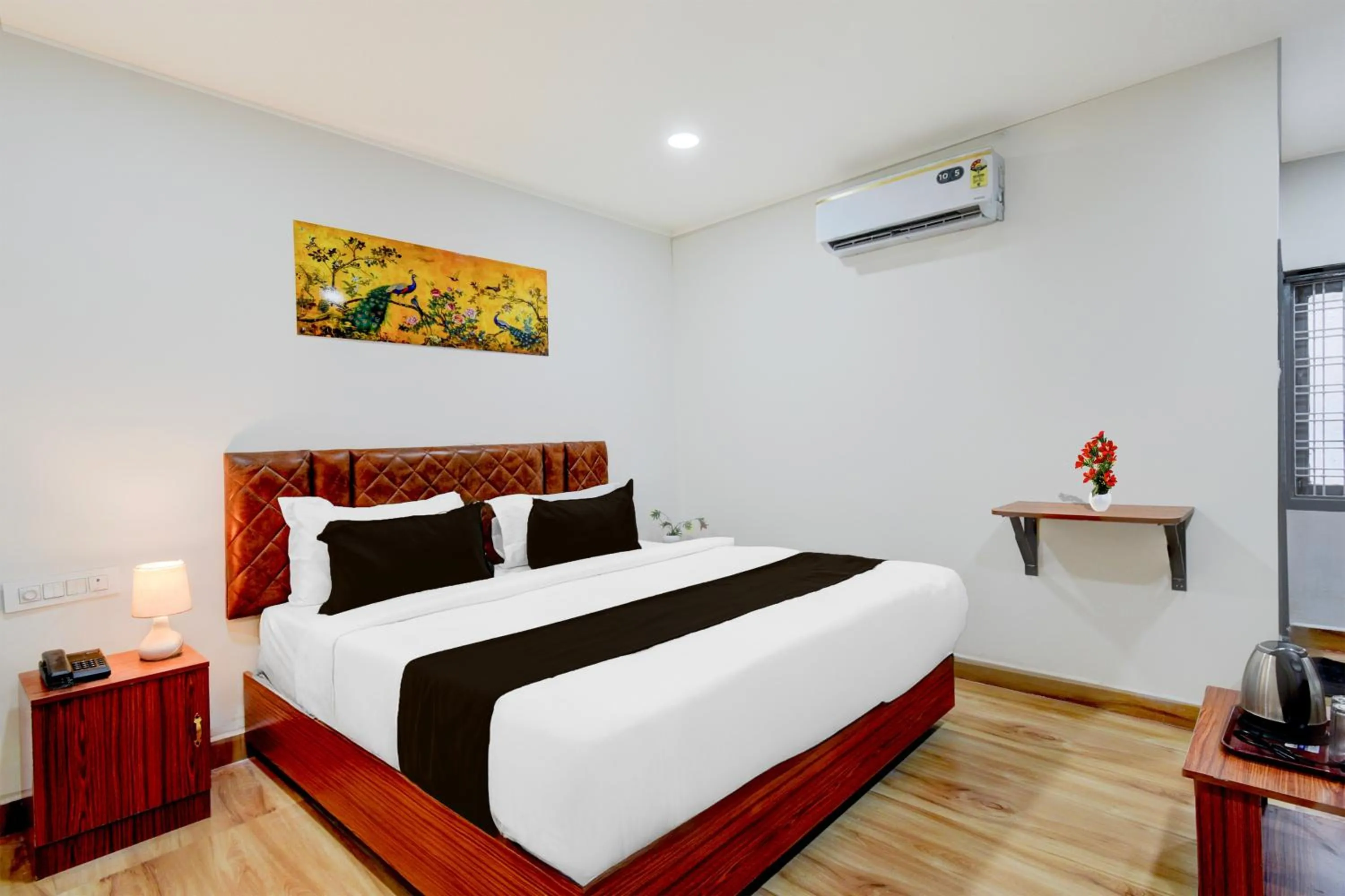 Bedroom, Bed in Super Townhouse Vanasthalipuram Near Deer National Park