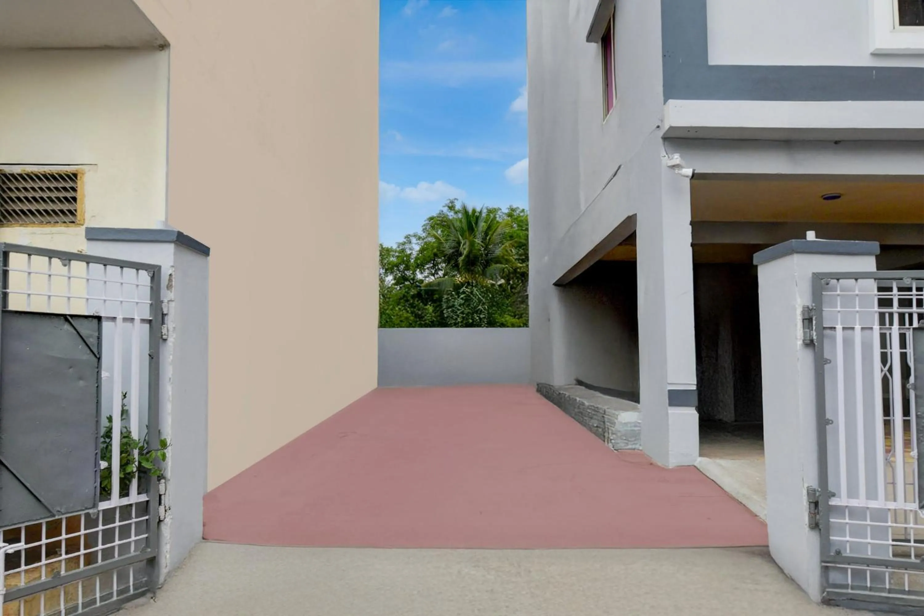 Facade/entrance in Super Townhouse Vanasthalipuram Near Deer National Park