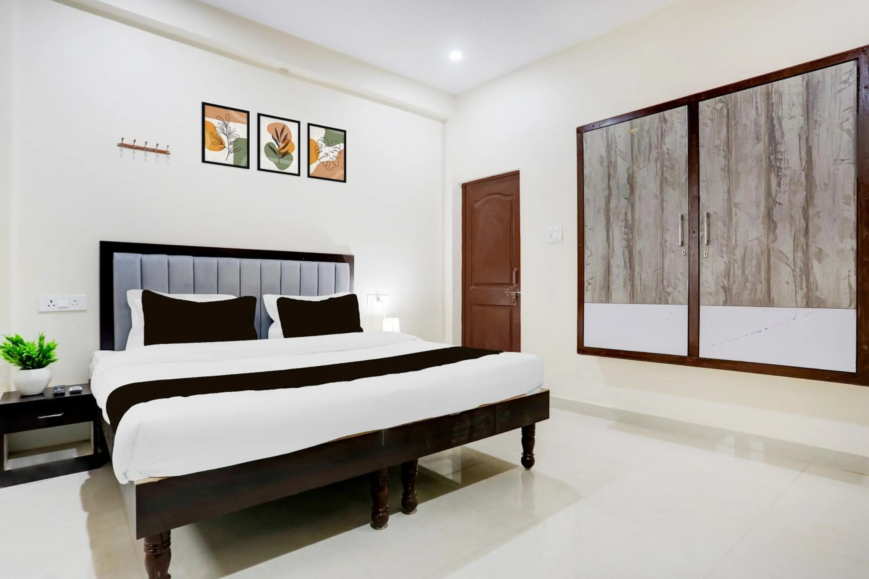 Classic Triple Room - single occupancy in Super Collection O Nagwa Lanka Varanasi