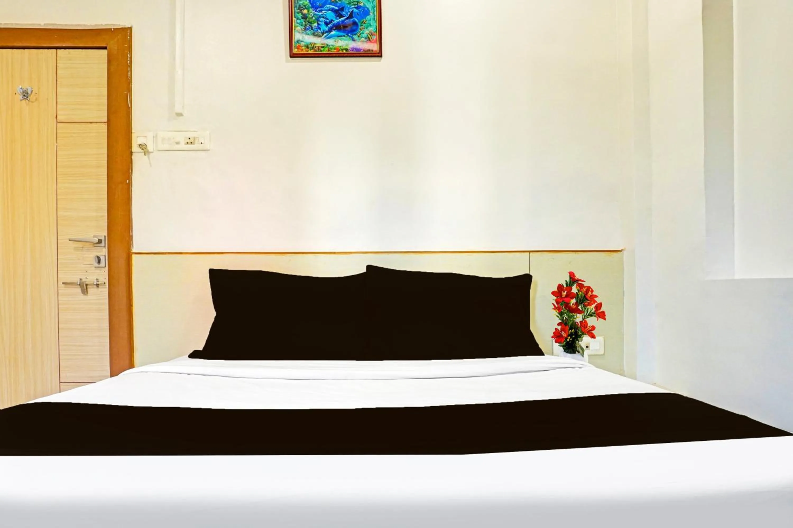Bedroom, Bed in Super Collection O Pune Nagar Road Viman Nagar Formerly Ananta Sagar