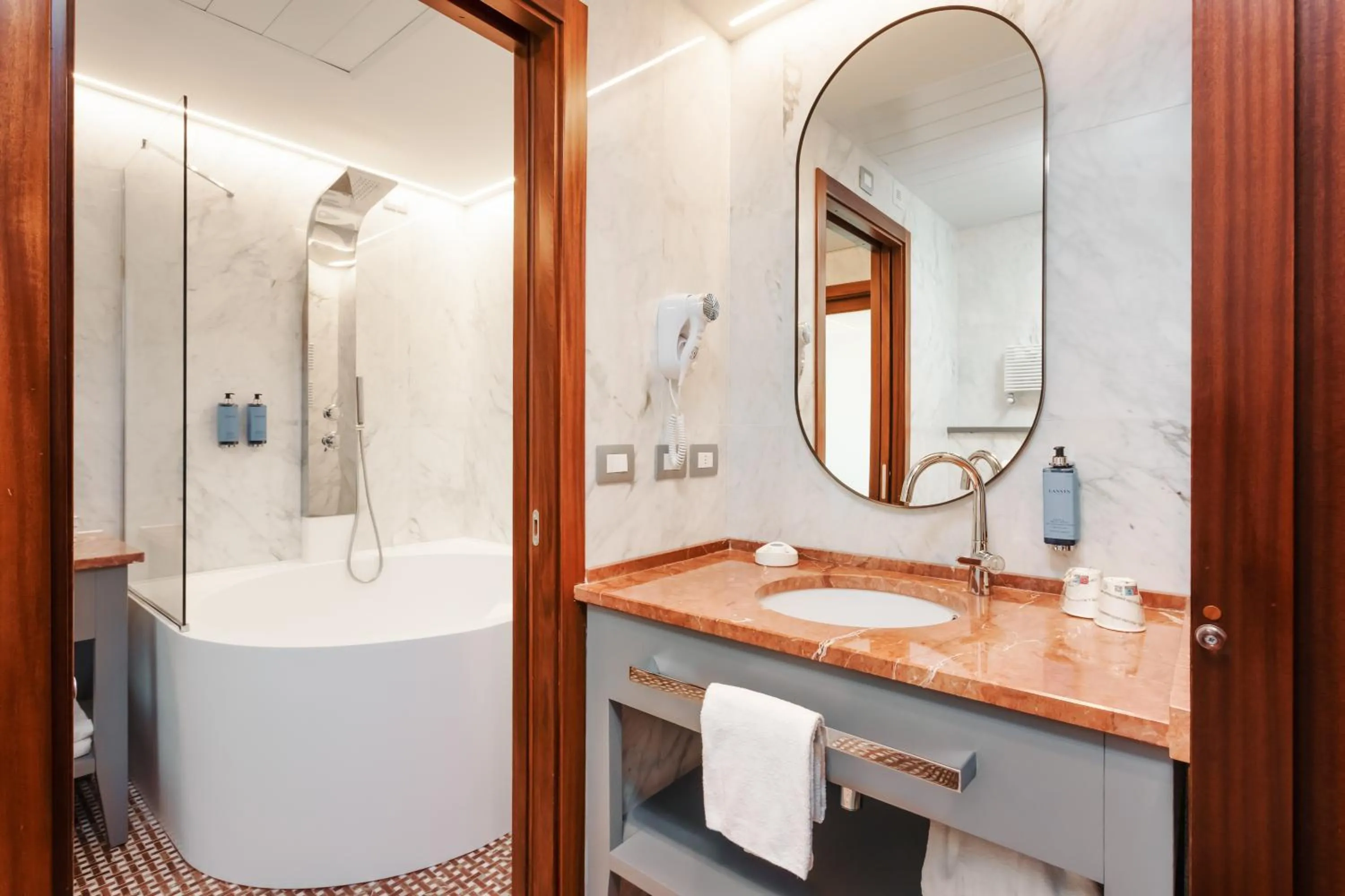 Bathroom in Best Western Hotel Nazionale