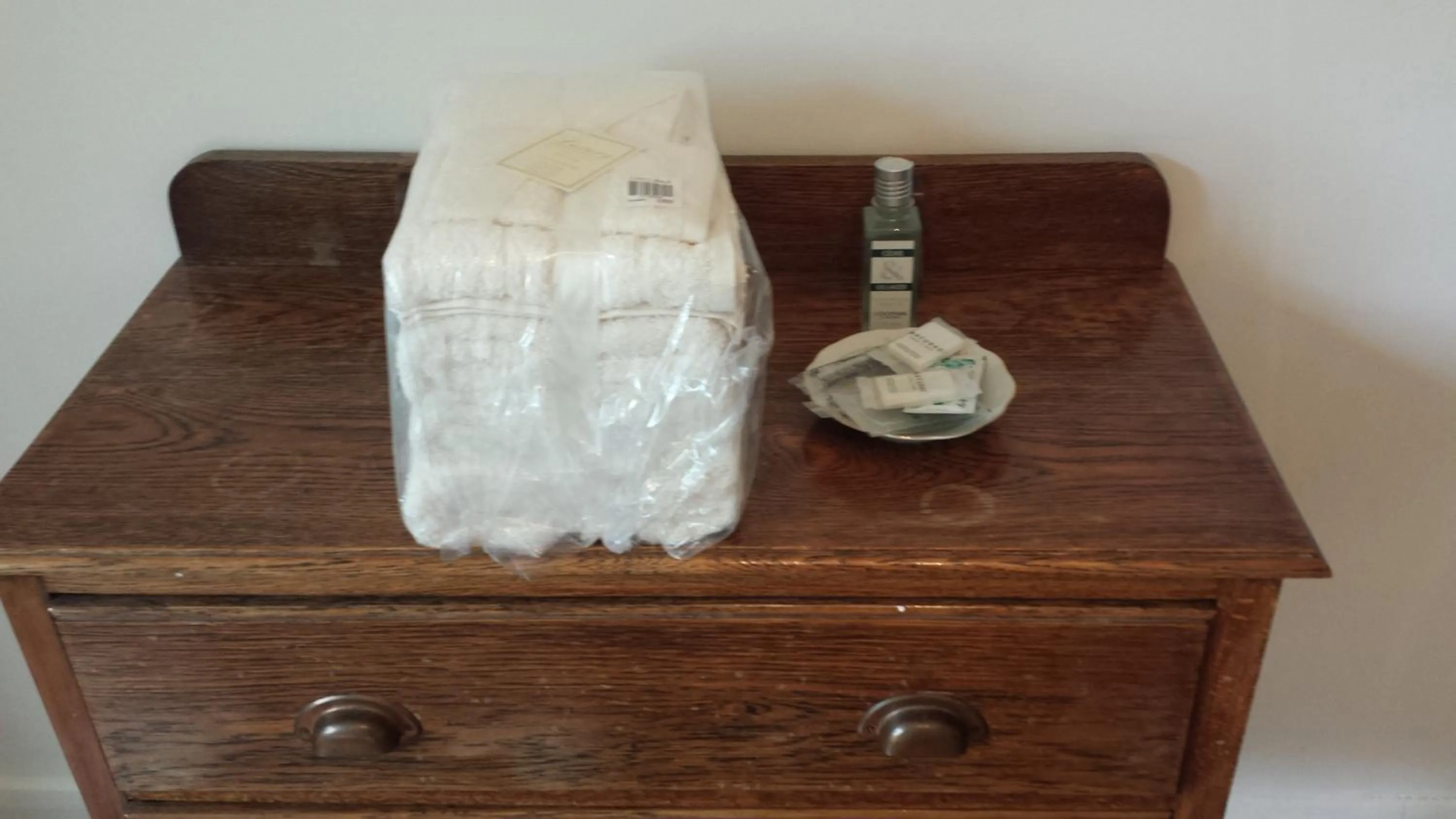 towels in OYO Guest House Ellipse