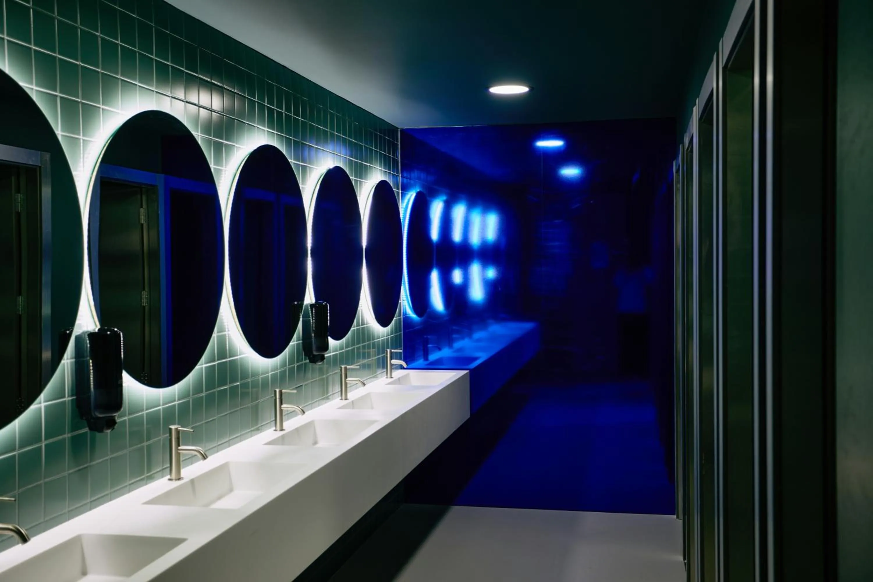 Bathroom in The Social Hub San Sebastian Extended Stay