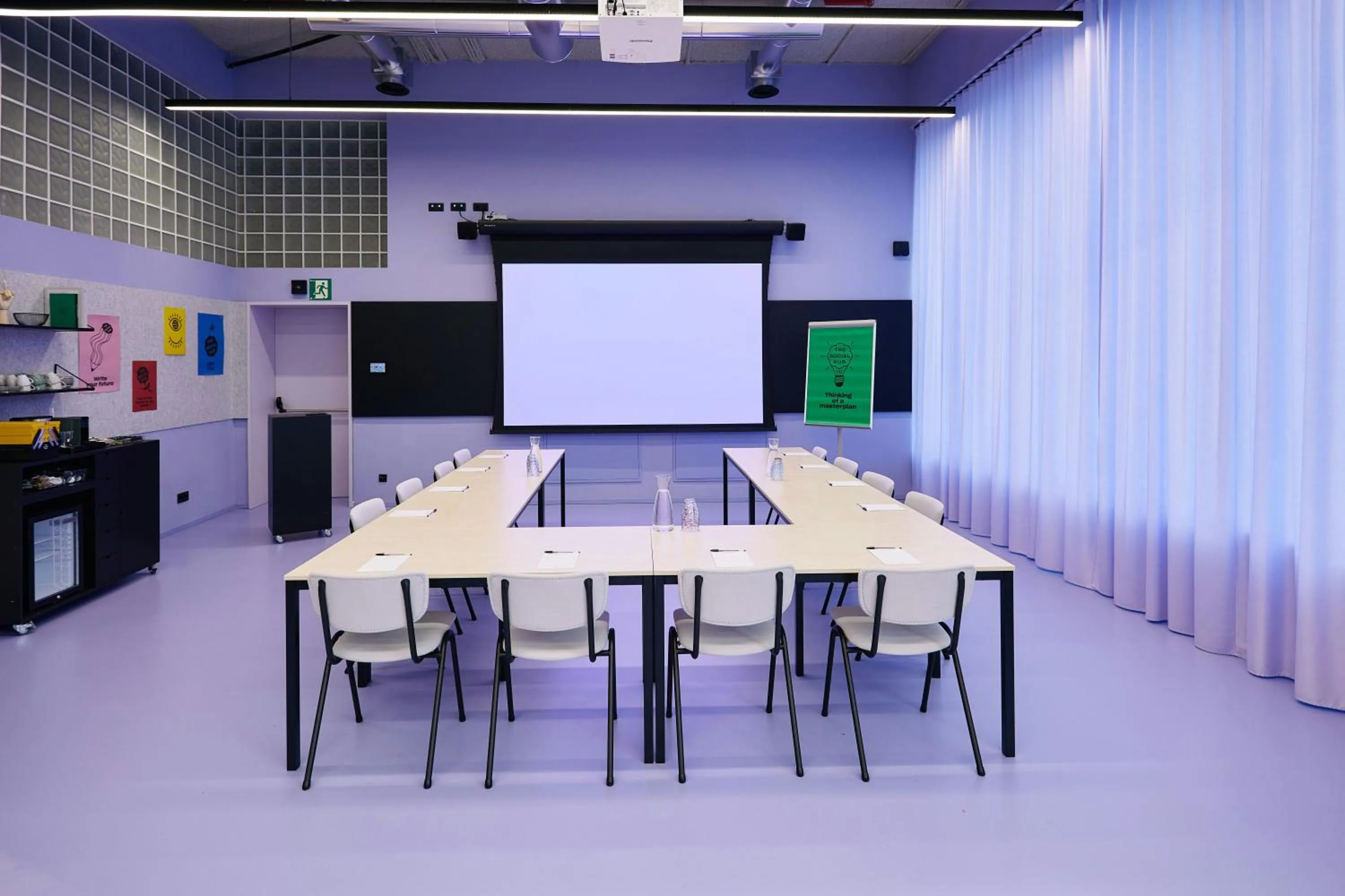 Meeting/conference room in The Social Hub San Sebastian Extended Stay
