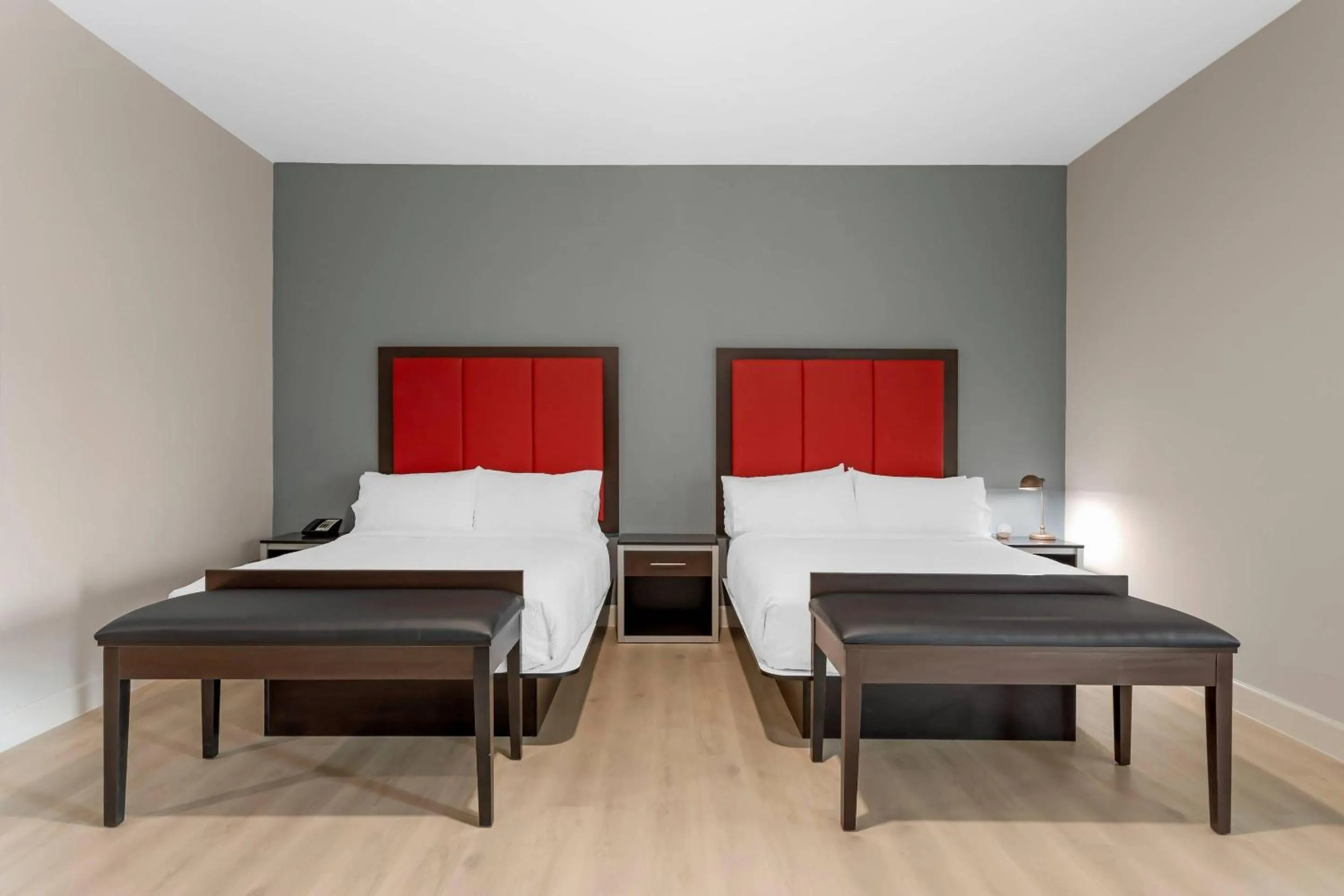 Bedroom, Bed in The J Hotel Dunedin Clearwater, an Ascend Collection Hotel