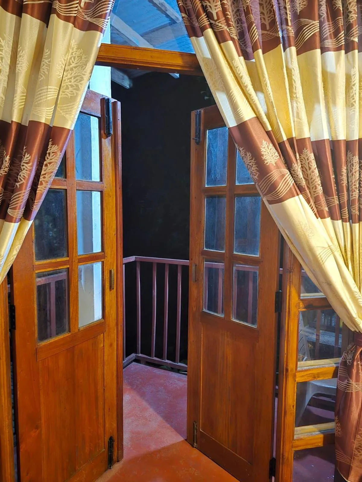 Photo of the whole room in Rock View Rest Hatton