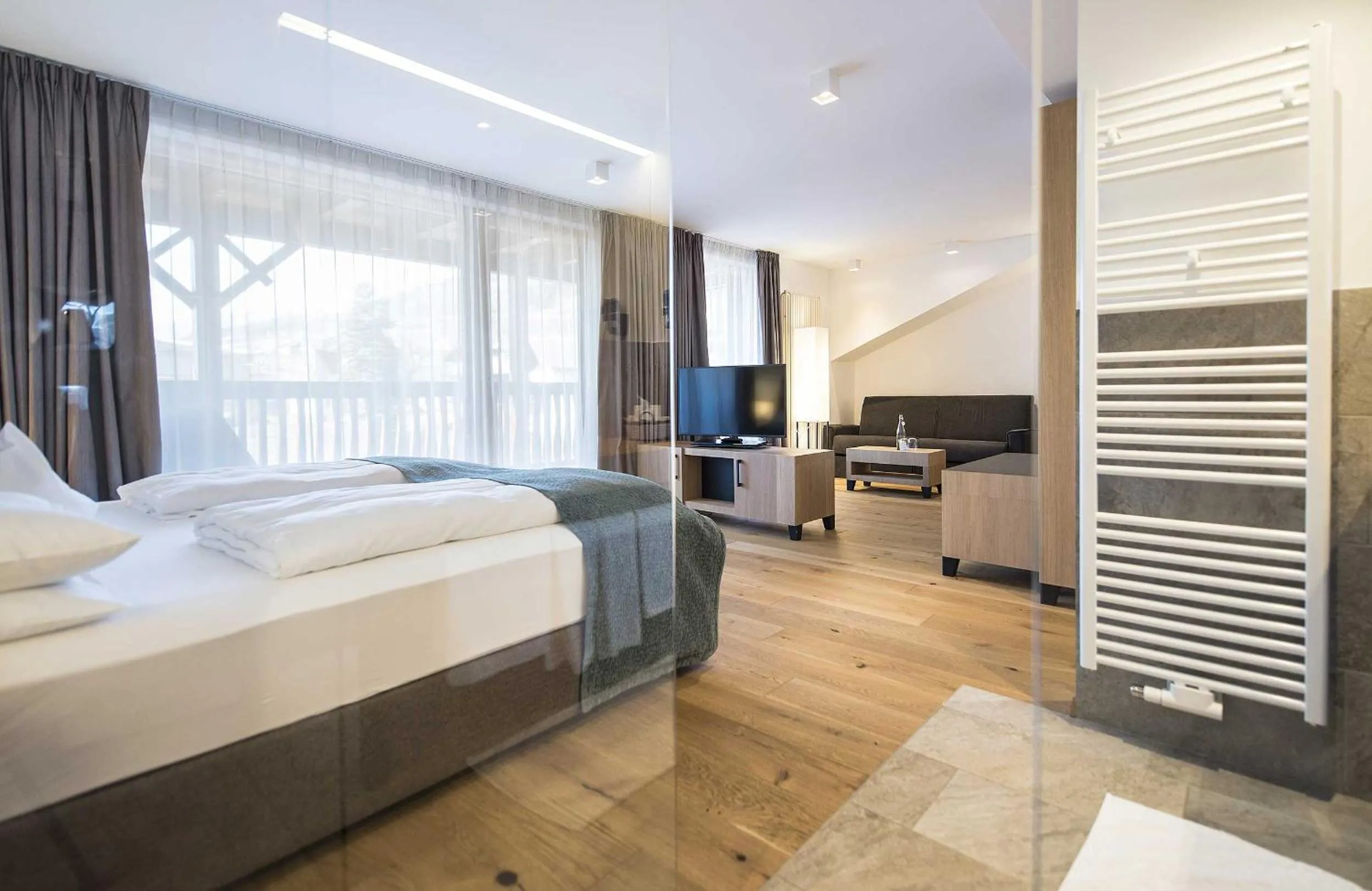 Photo of the whole room, Bed in Taubers Unterwirt Aktiv & Vitalhotel