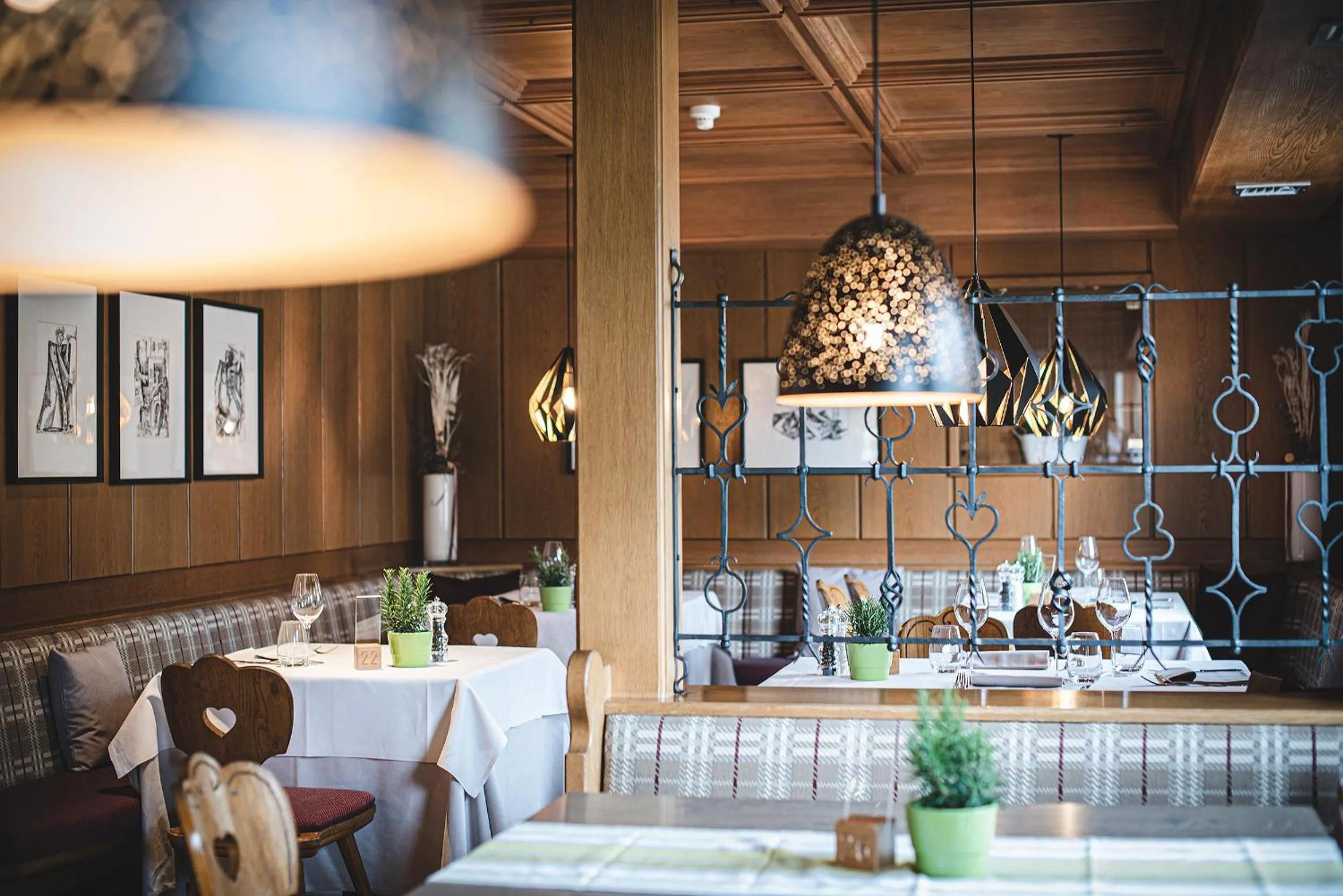 Restaurant/places to eat in Taubers Unterwirt Aktiv & Vitalhotel