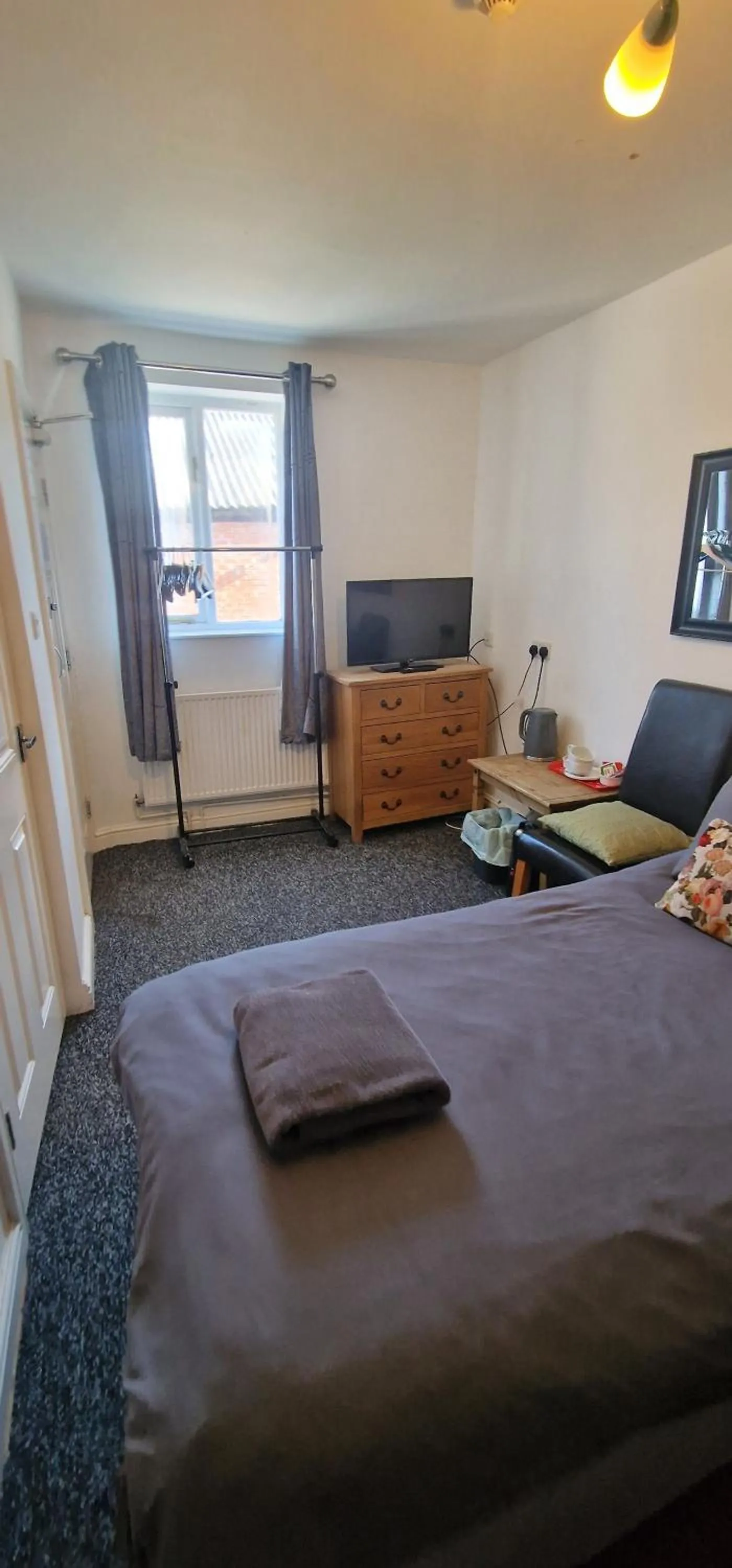 Communal lounge/ TV room, Bed in The Watergate Inn