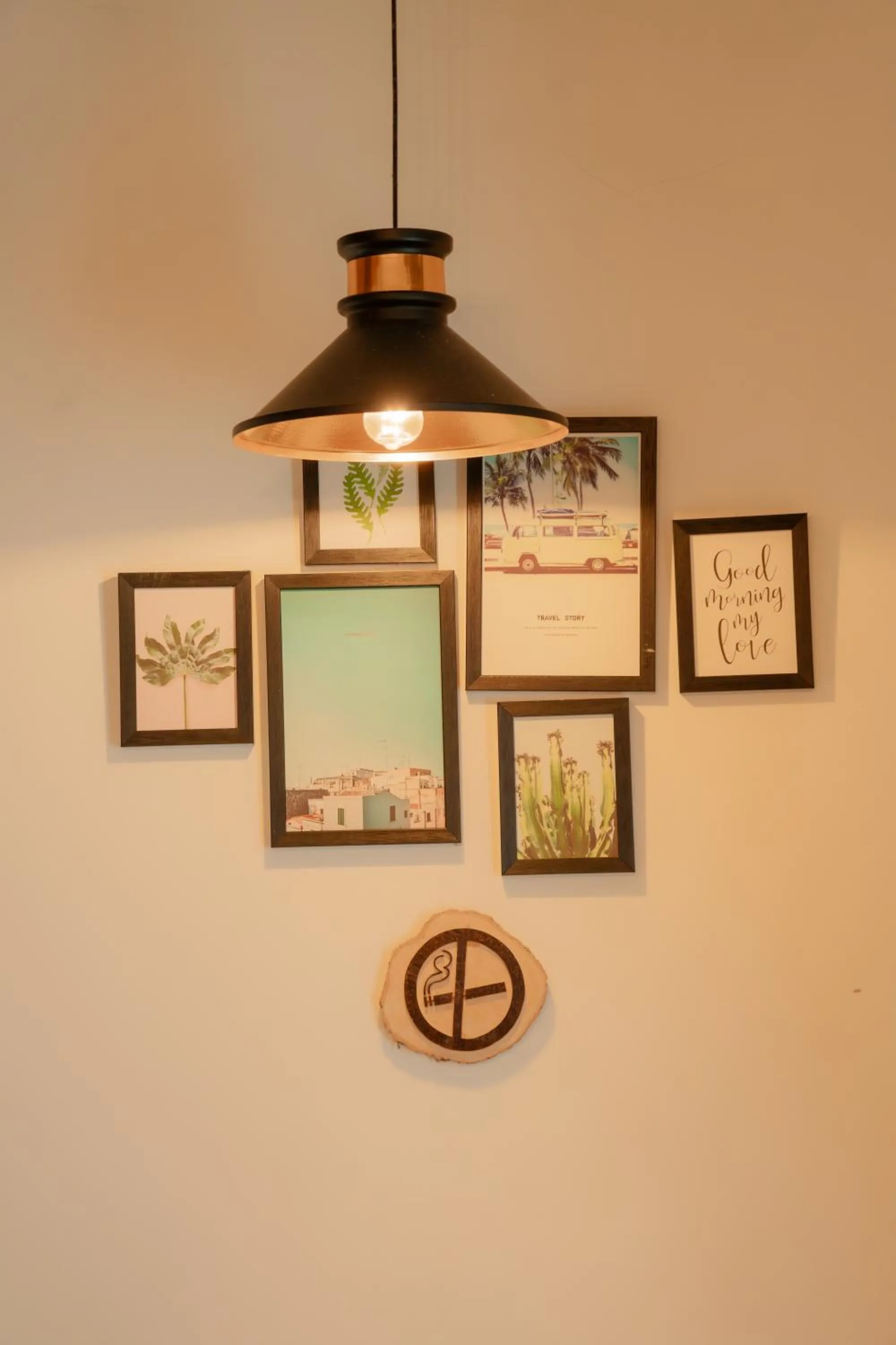 Decorative detail in Hoang Yen Villa & Coffee