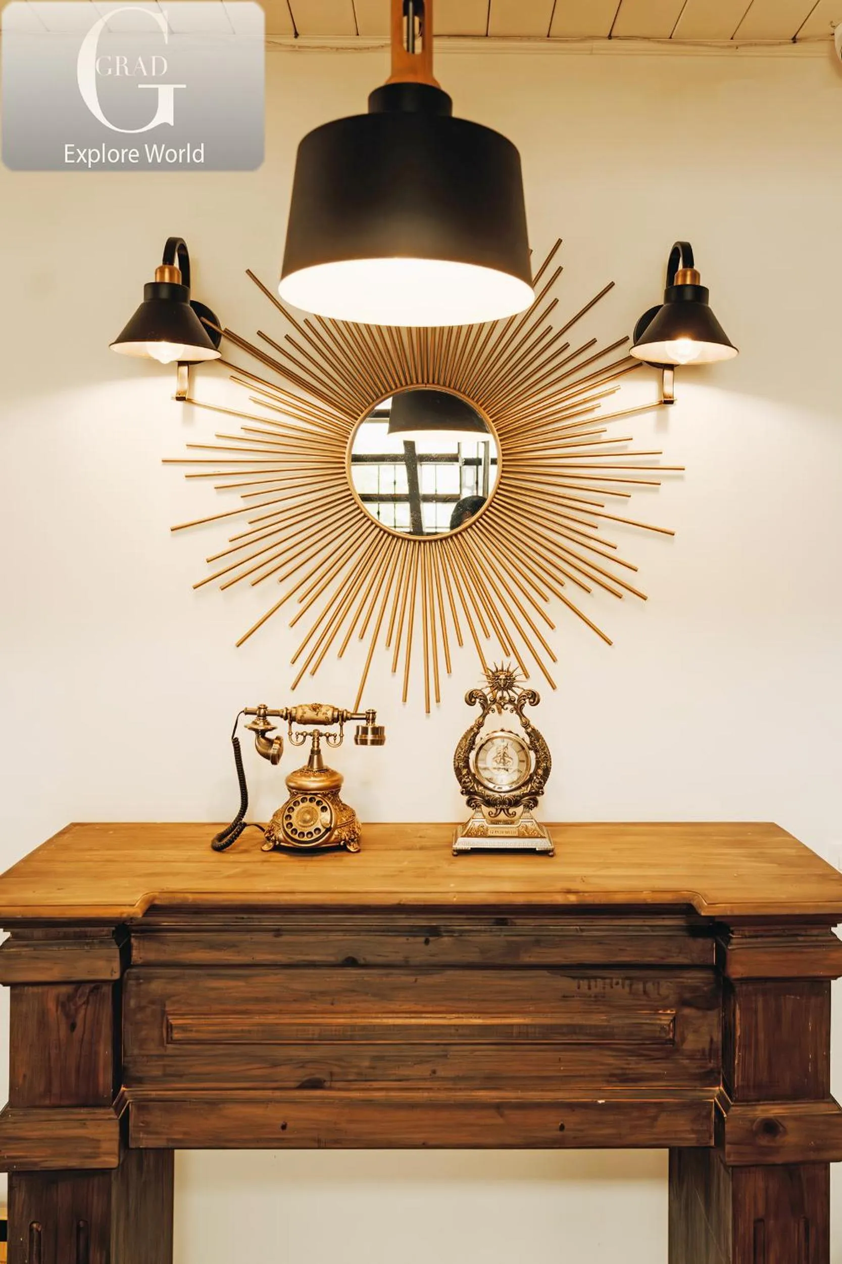 Decorative detail in Hoang Yen Villa & Coffee