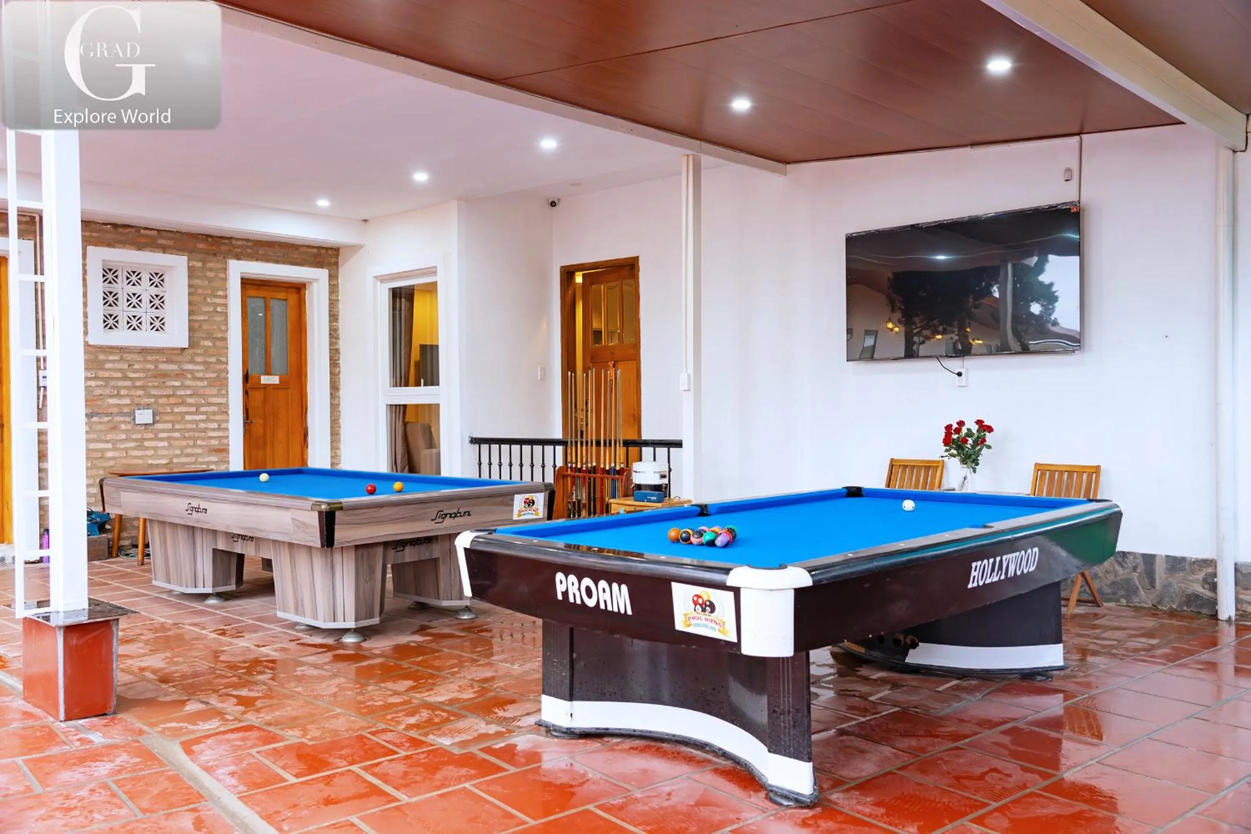 Billiard in Hoang Yen Villa & Coffee