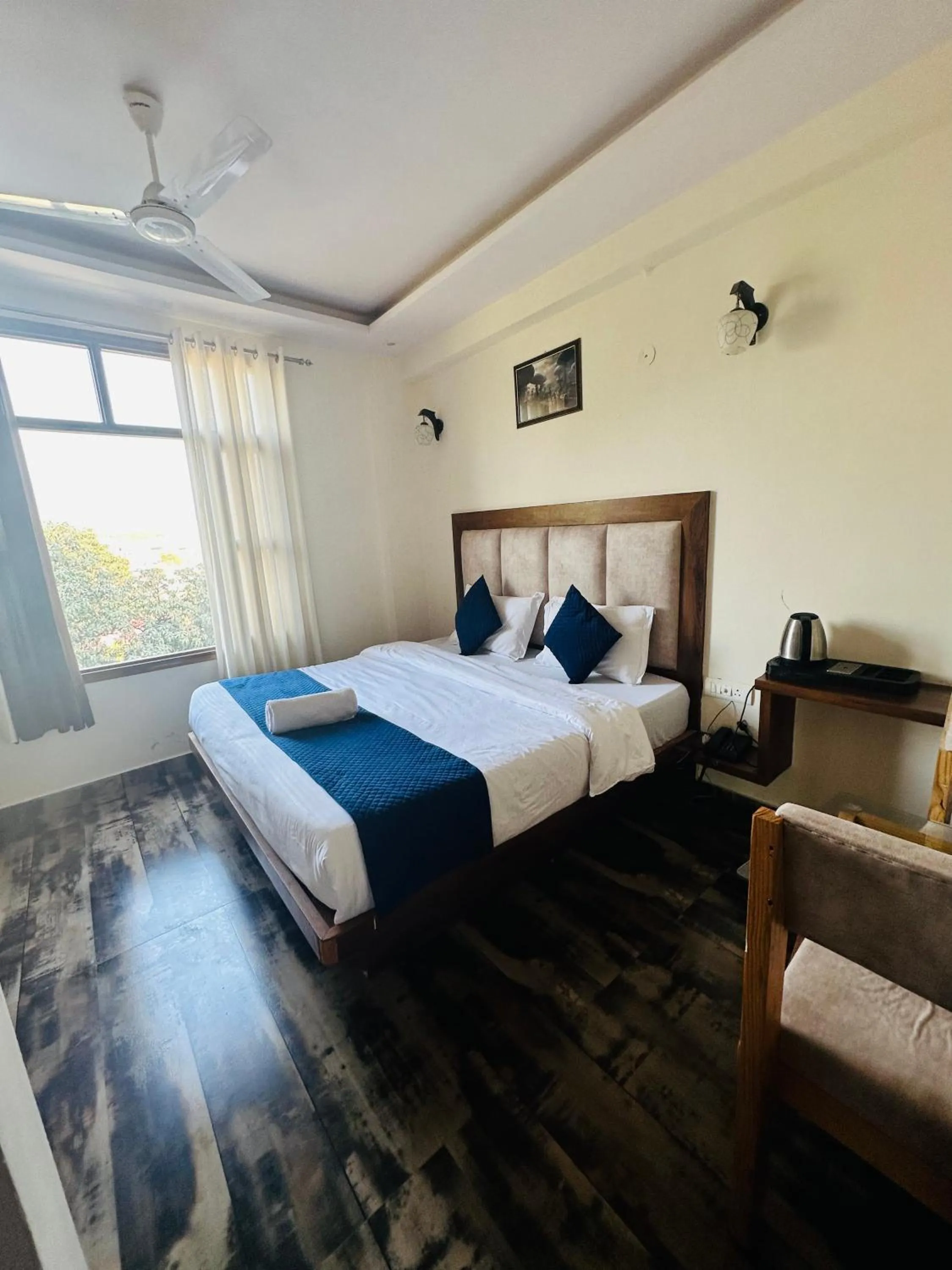 Photo of the whole room, Bed in Hotel Royal Orbit By Arony Hospitality Dehradun