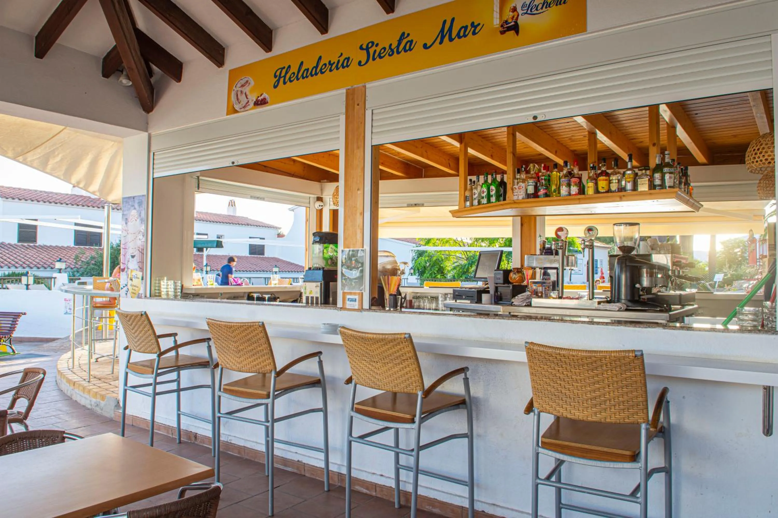 Lounge or bar in Siesta Mar Apartamentos