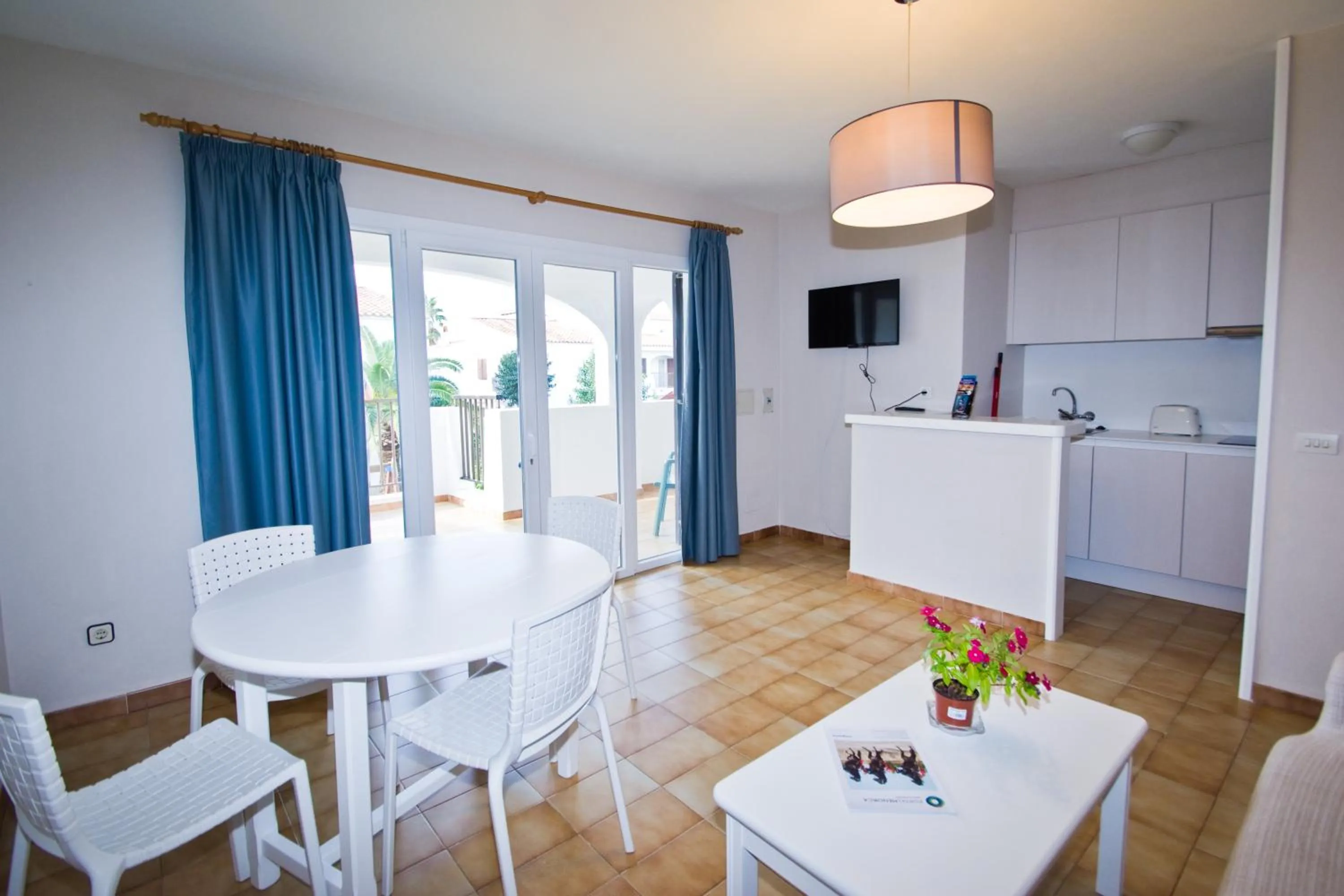 TV and multimedia in Siesta Mar Apartamentos