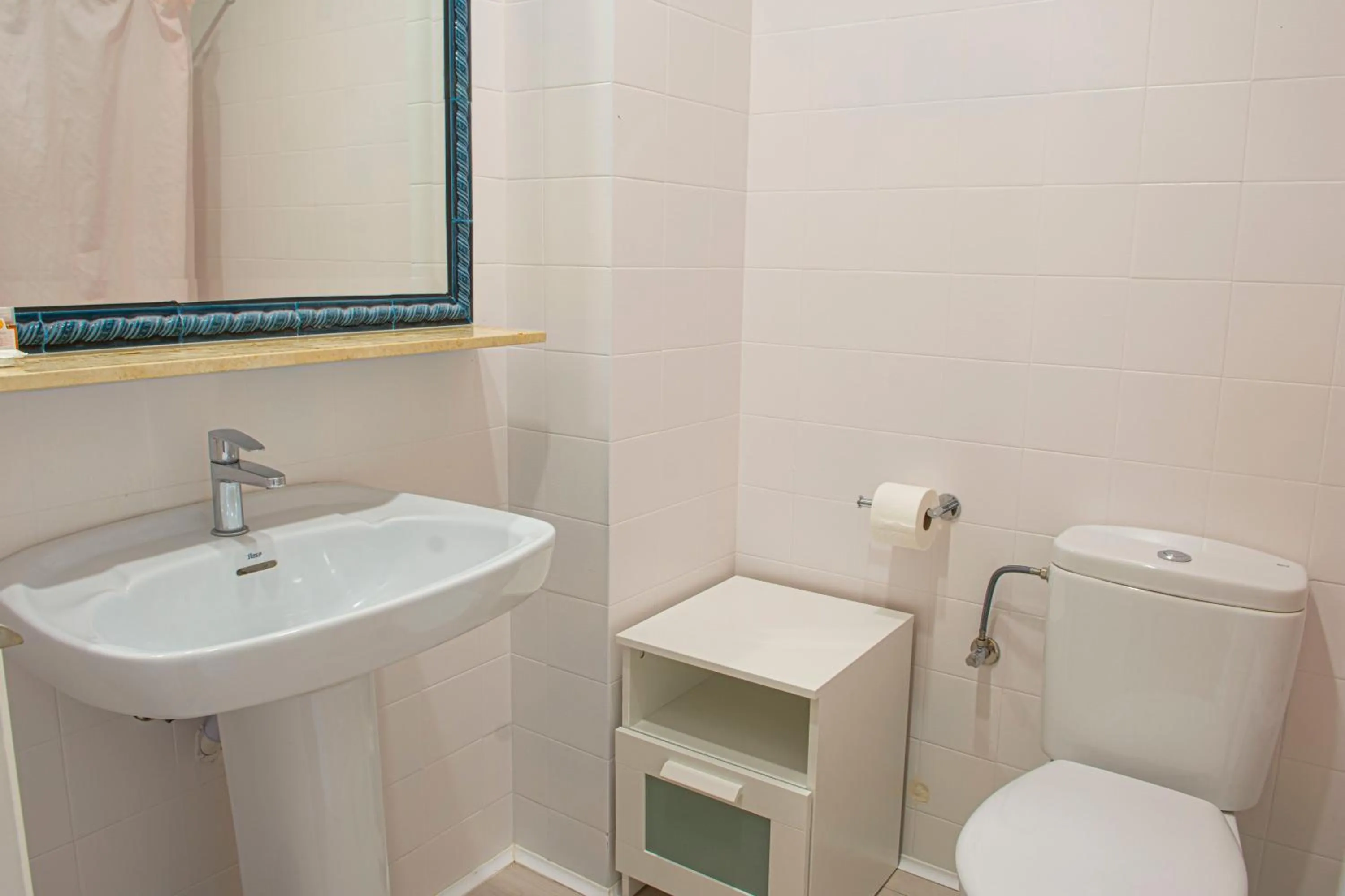 Bathroom in Siesta Mar Apartamentos