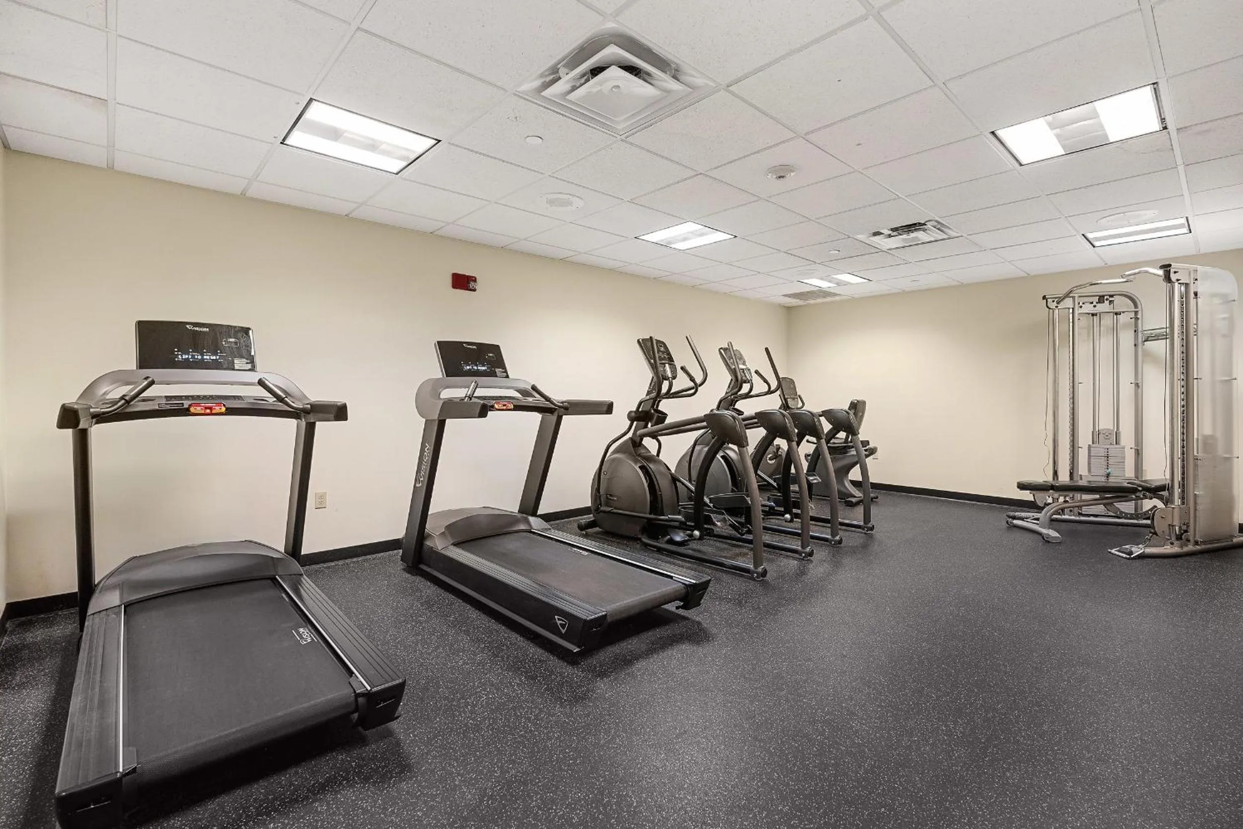 Fitness centre/facilities in Three Bears Resort Waterpark Near Tomah Ascend Collection
