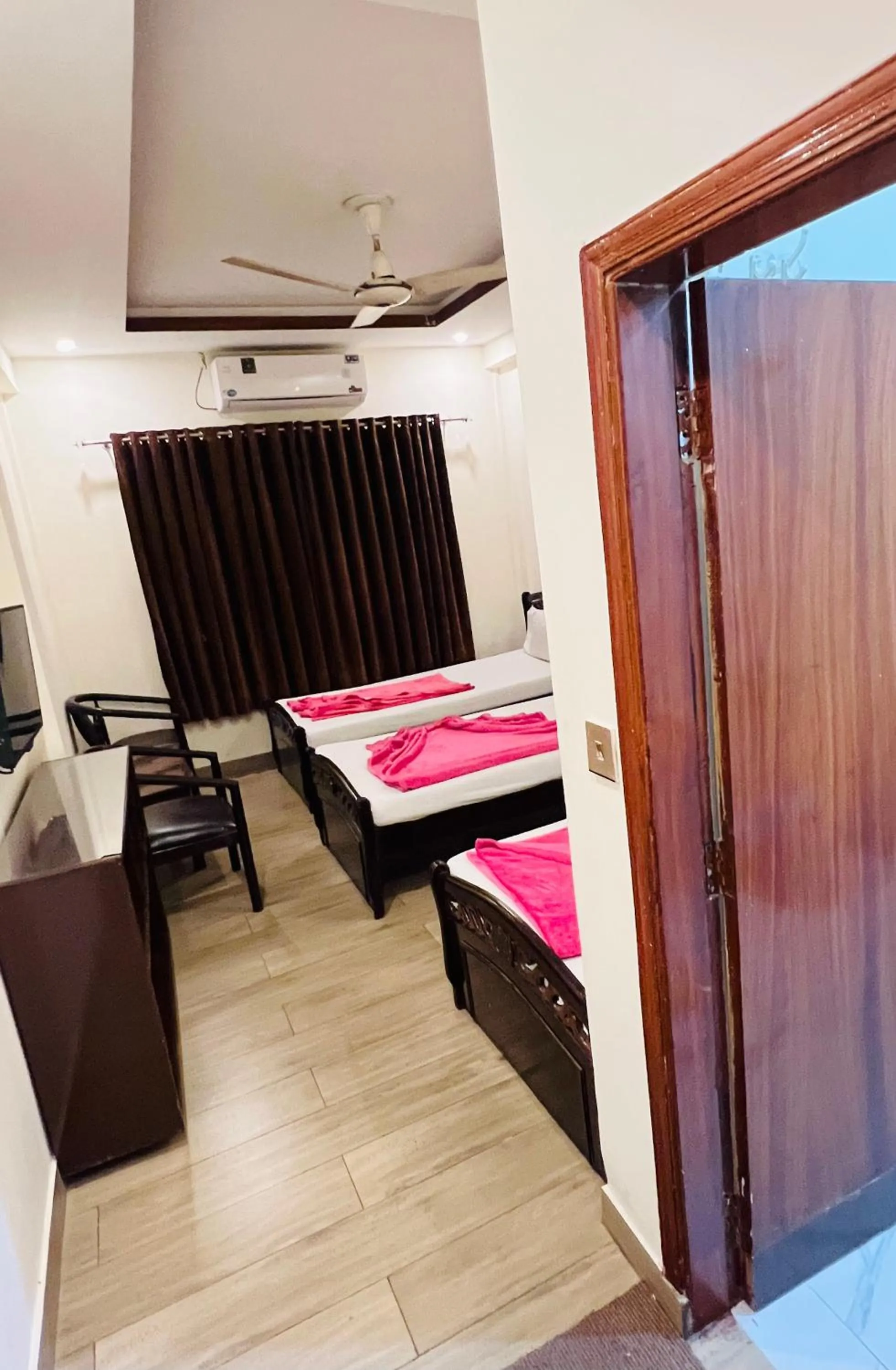 Bed in Citymax Hotel