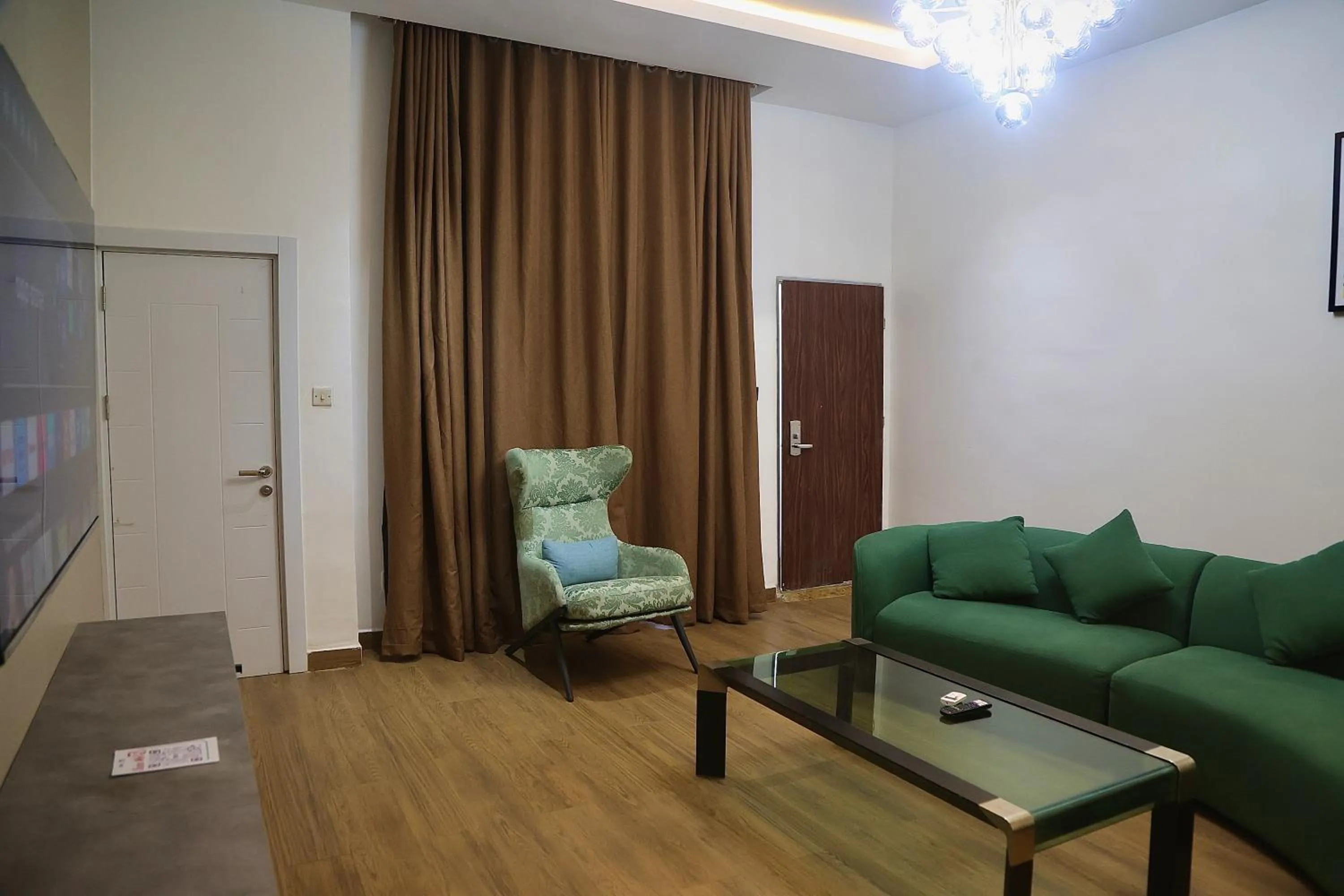 Bolton White Residence