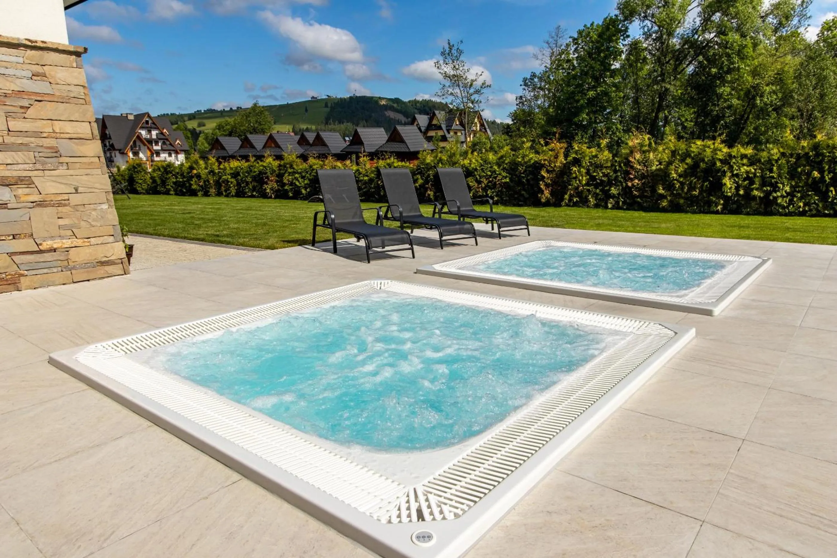 Hot Tub in Willa Skałka