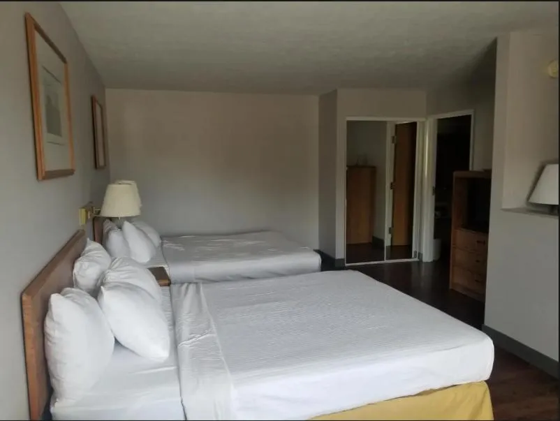 Bed in Sault Superior Place