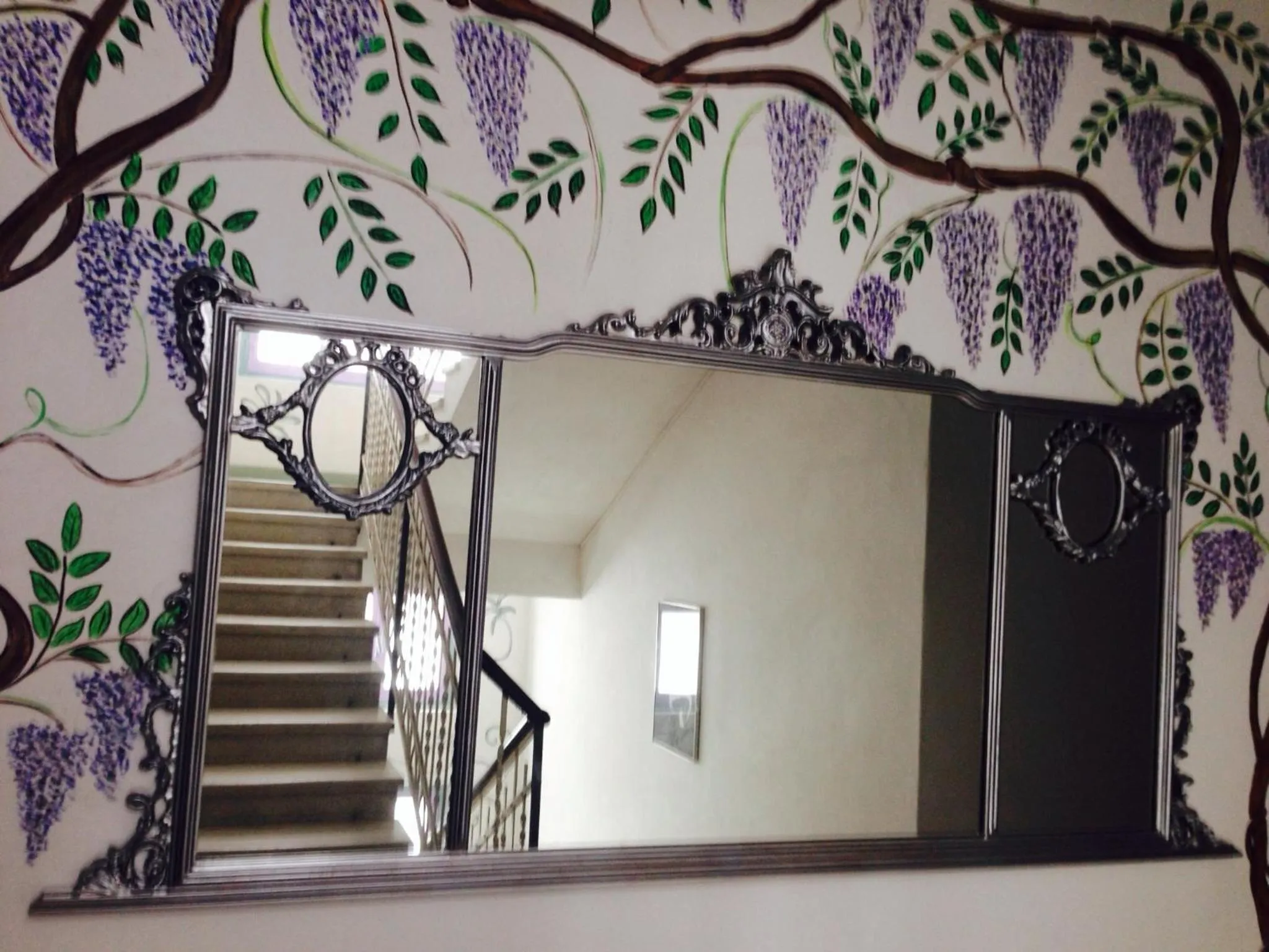 Decorative detail in Hotel Flora