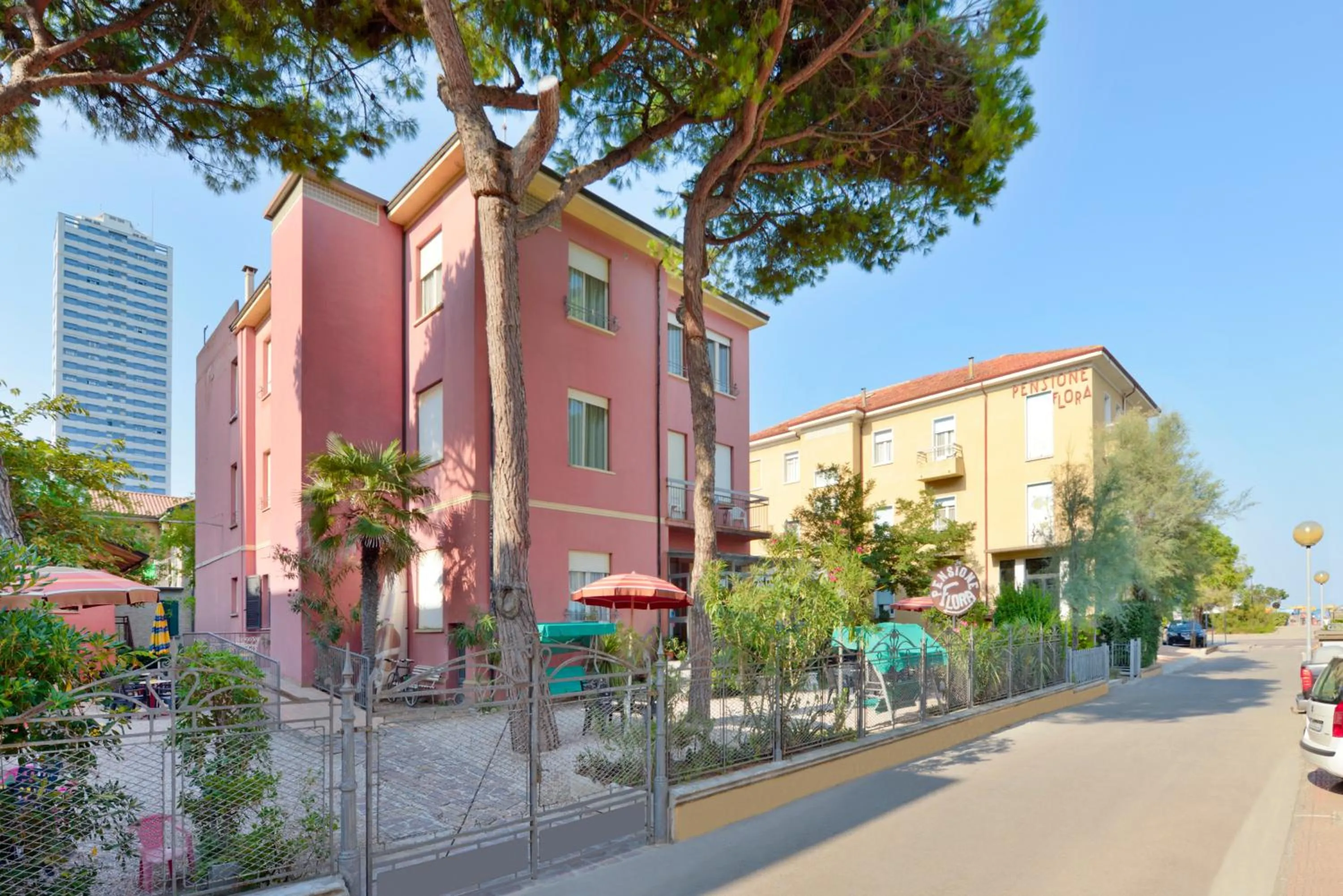 Property building in Hotel Flora