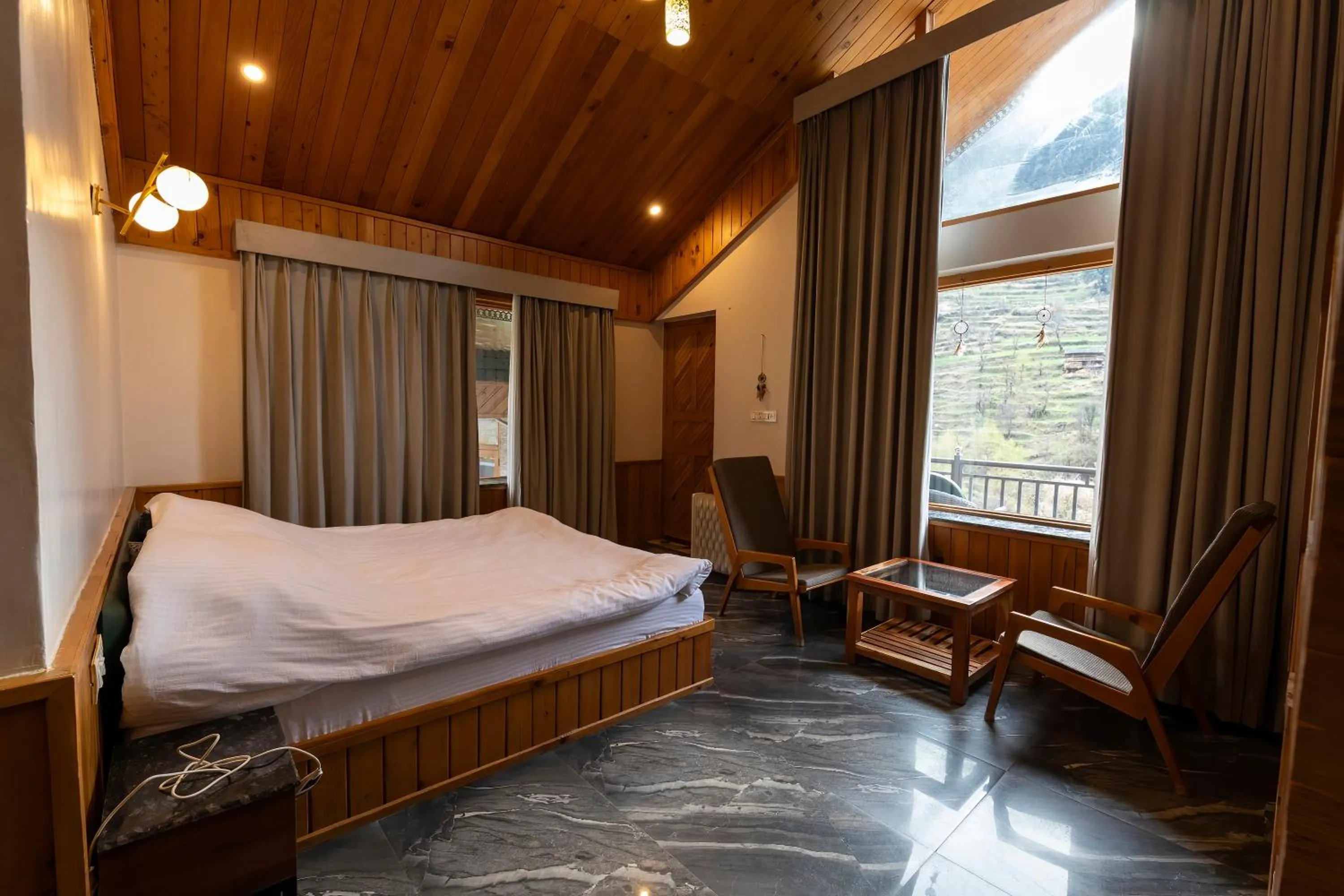 Bed in Eden Stay & Cafe