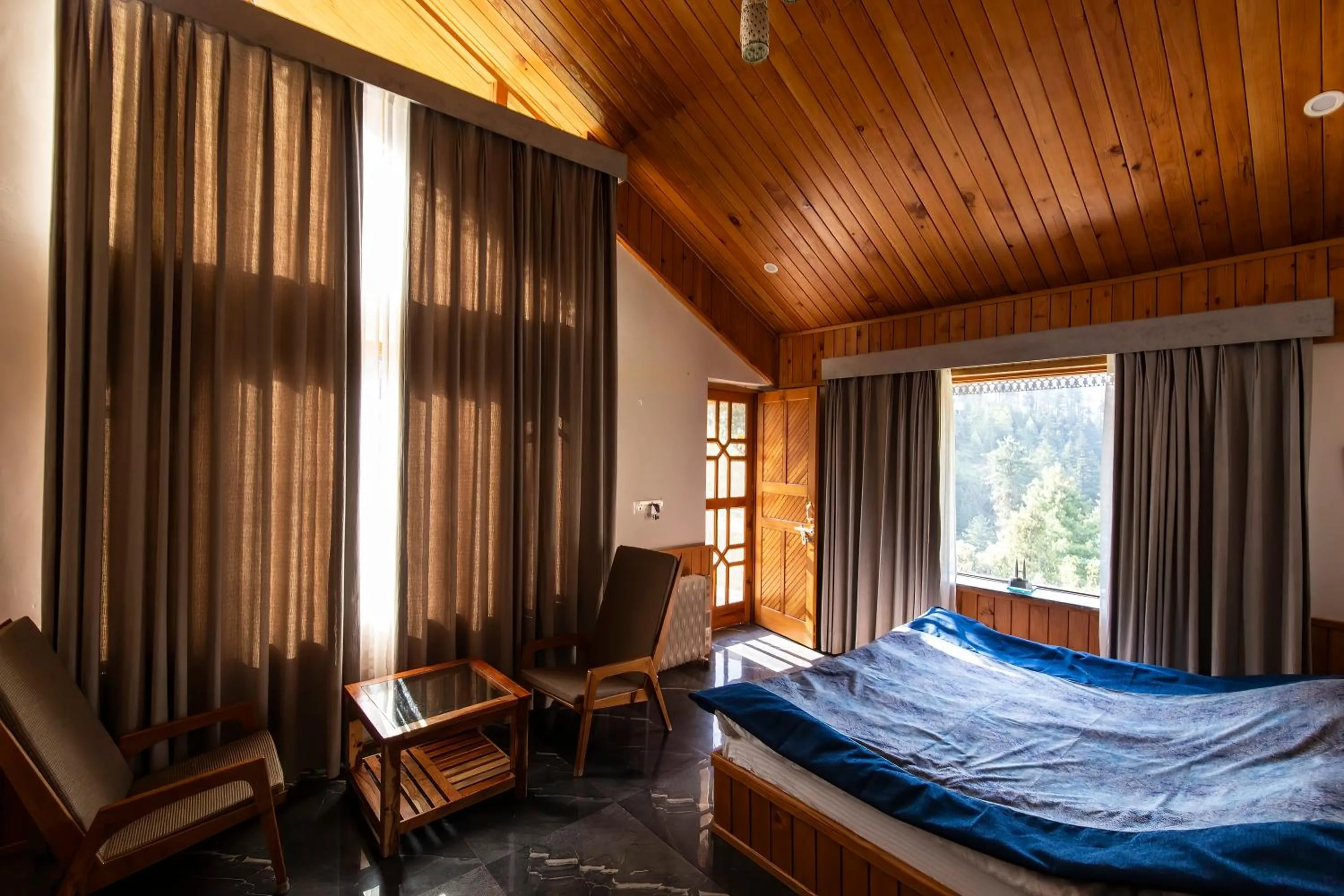 Bed in Eden Stay & Cafe