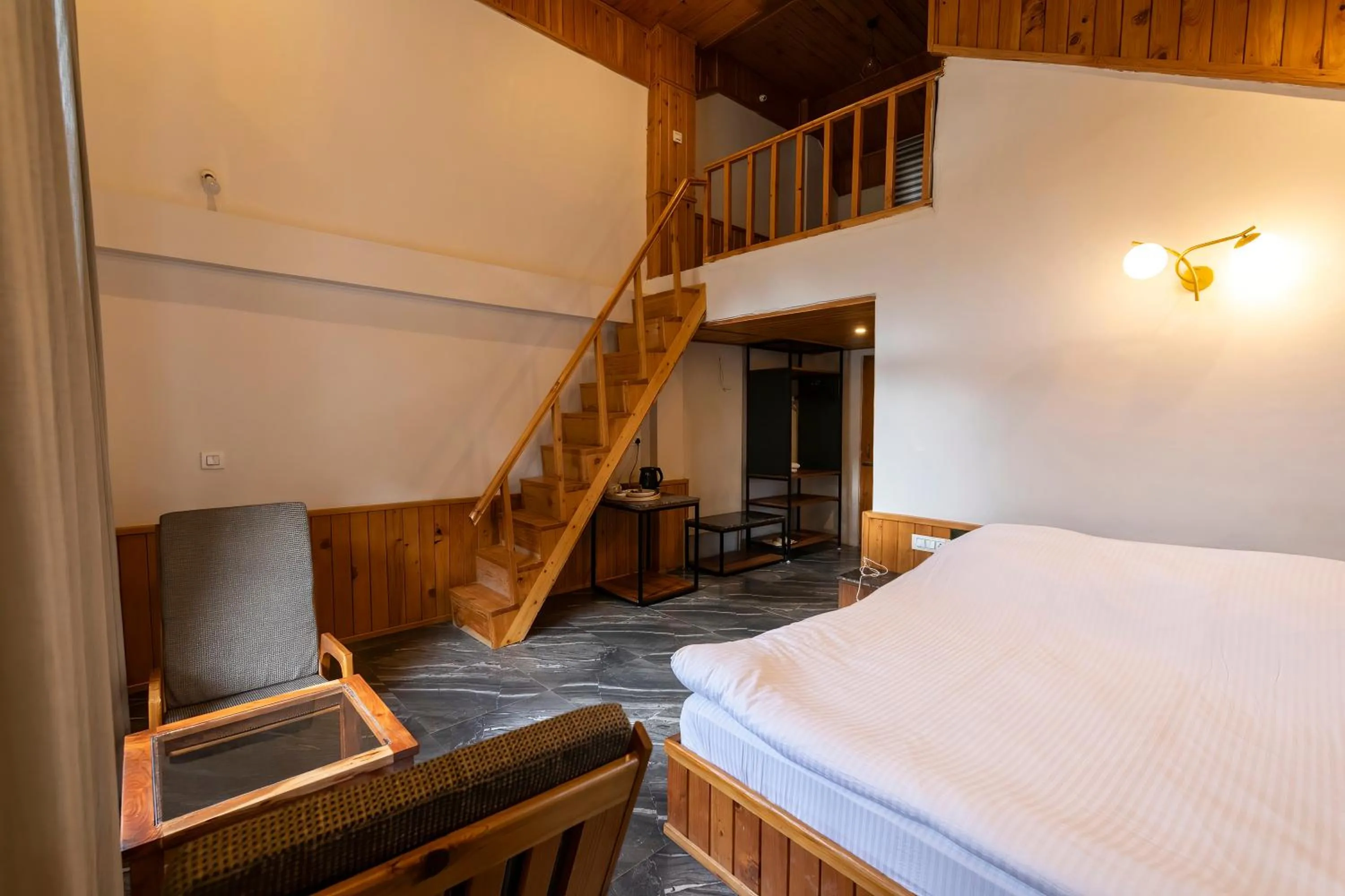 Bed in Eden Stay & Cafe
